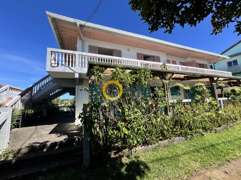 Vente Maison à Saint-Joseph 8 pièces