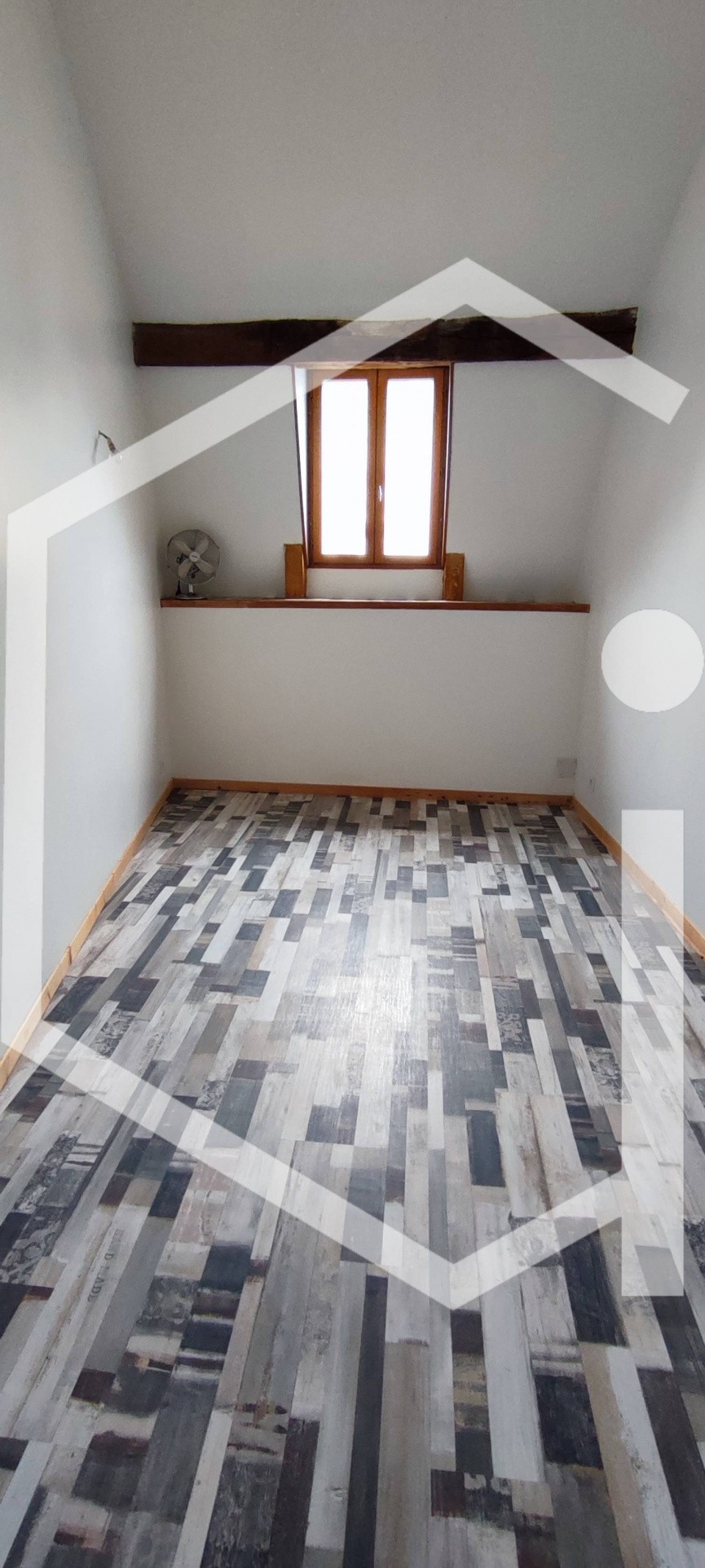 Vente Appartement à Cosne-Cours-sur-Loire 6 pièces