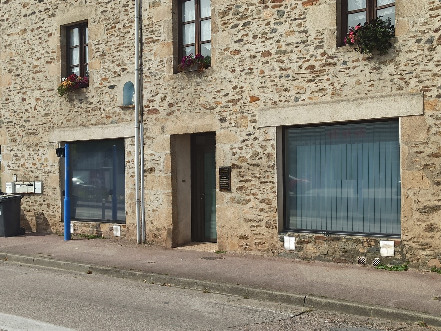 Location Bureau / Commerce à Limoges 0 pièce