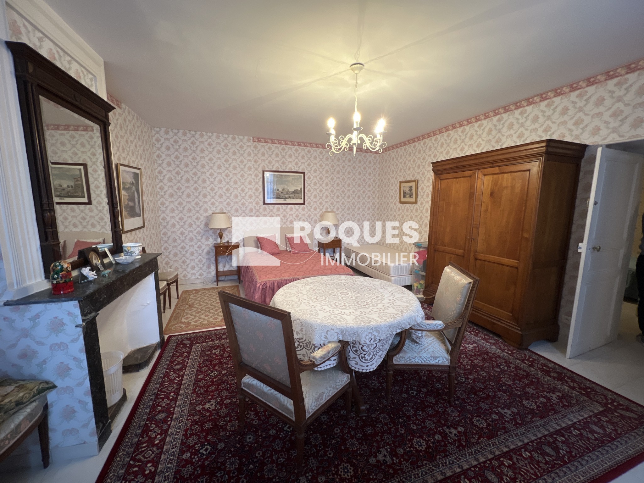 Vente Maison à Saint-Georges-de-Luzençon 8 pièces