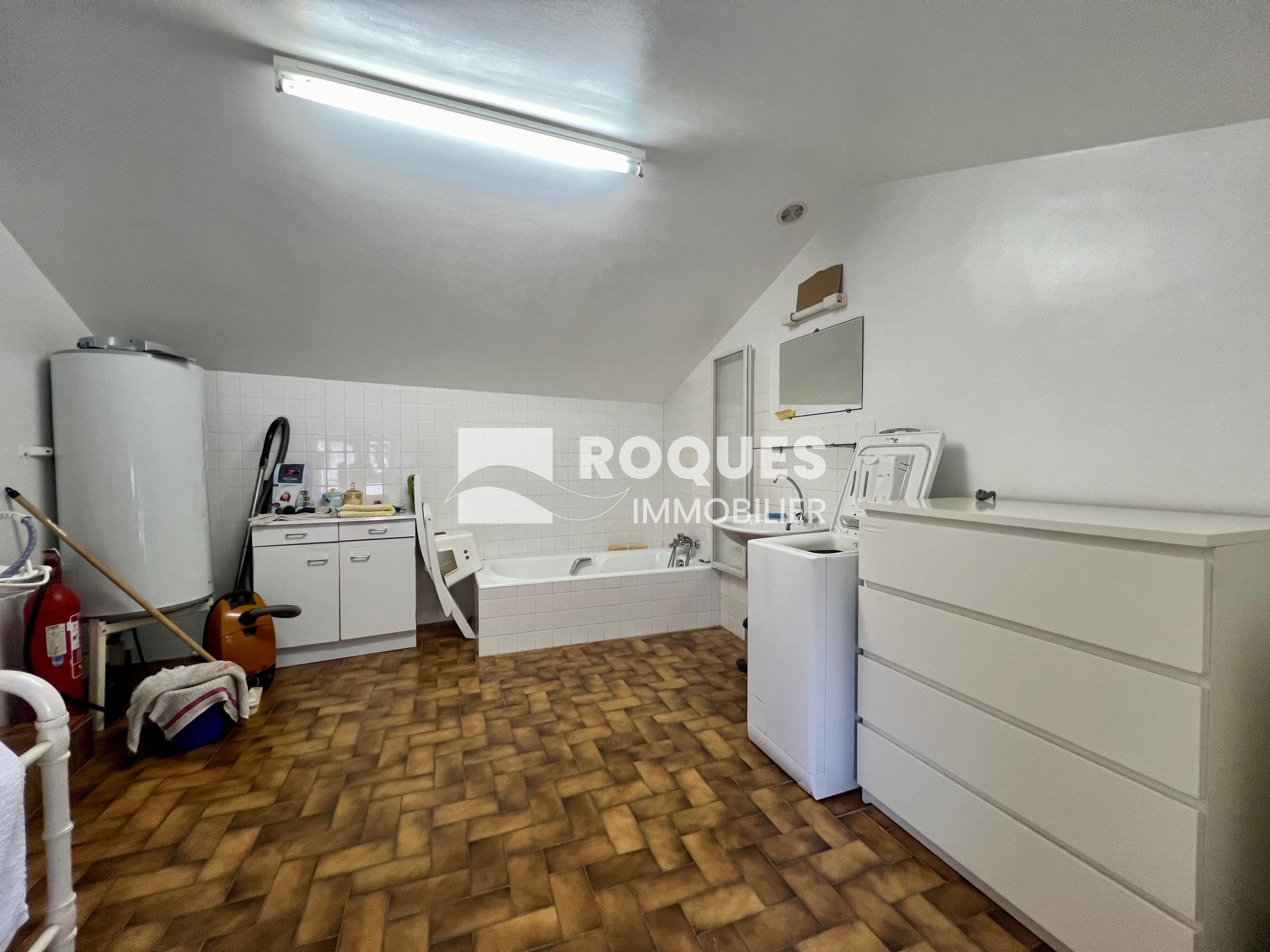 Vente Maison à Saint-Georges-de-Luzençon 8 pièces