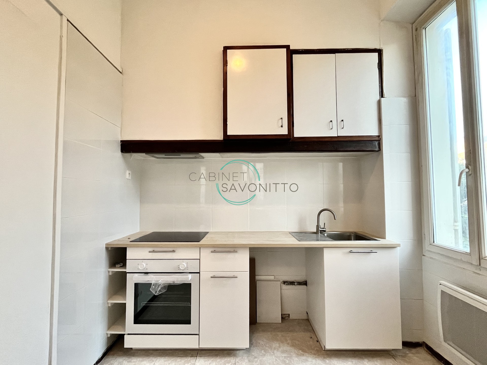 Location Appartement à Marseille 6e arrondissement 2 pièces