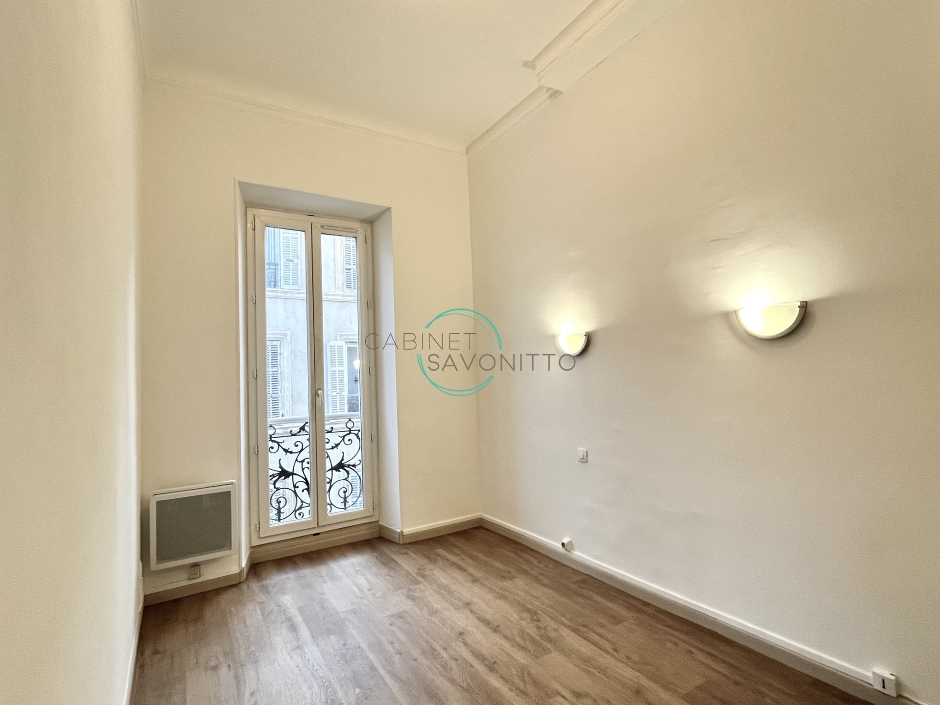 Location Appartement à Marseille 6e arrondissement 2 pièces