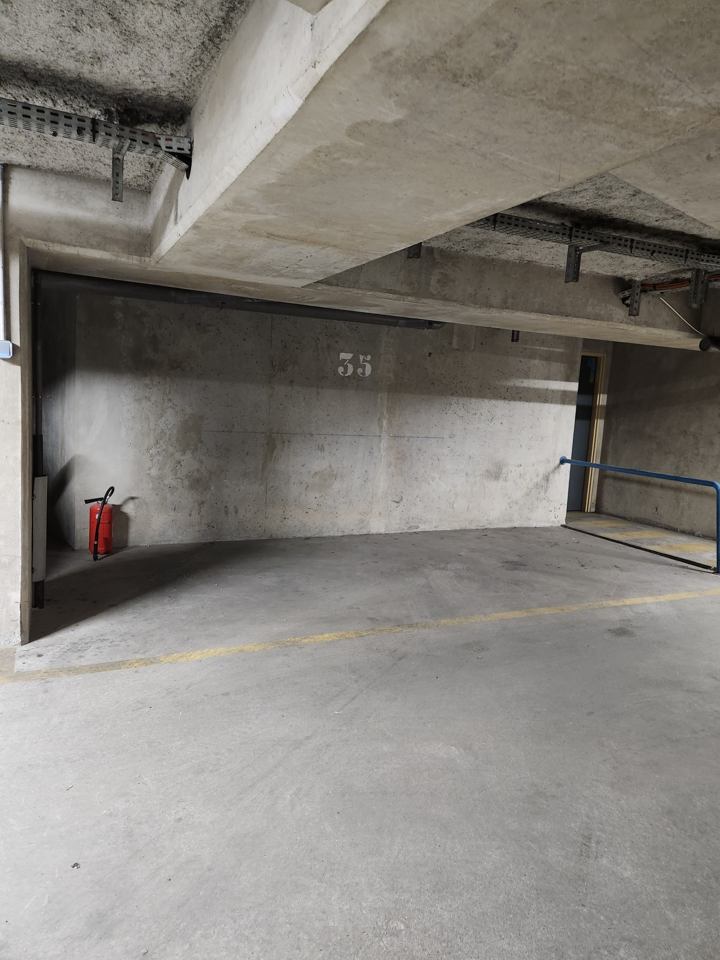 Vente Garage / Parking à les Lilas 0 pièce