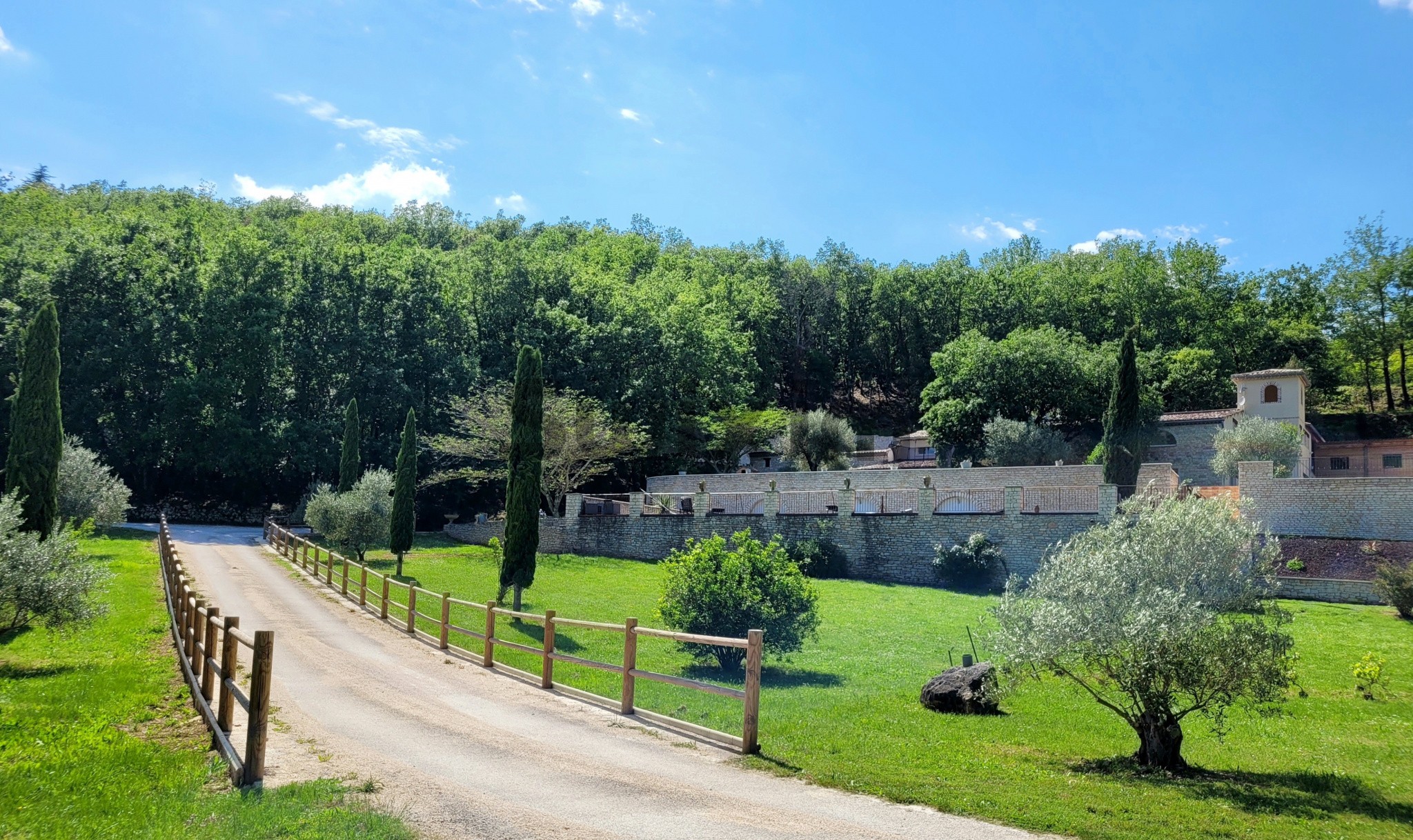 Vente Maison à Rivières 20 pièces