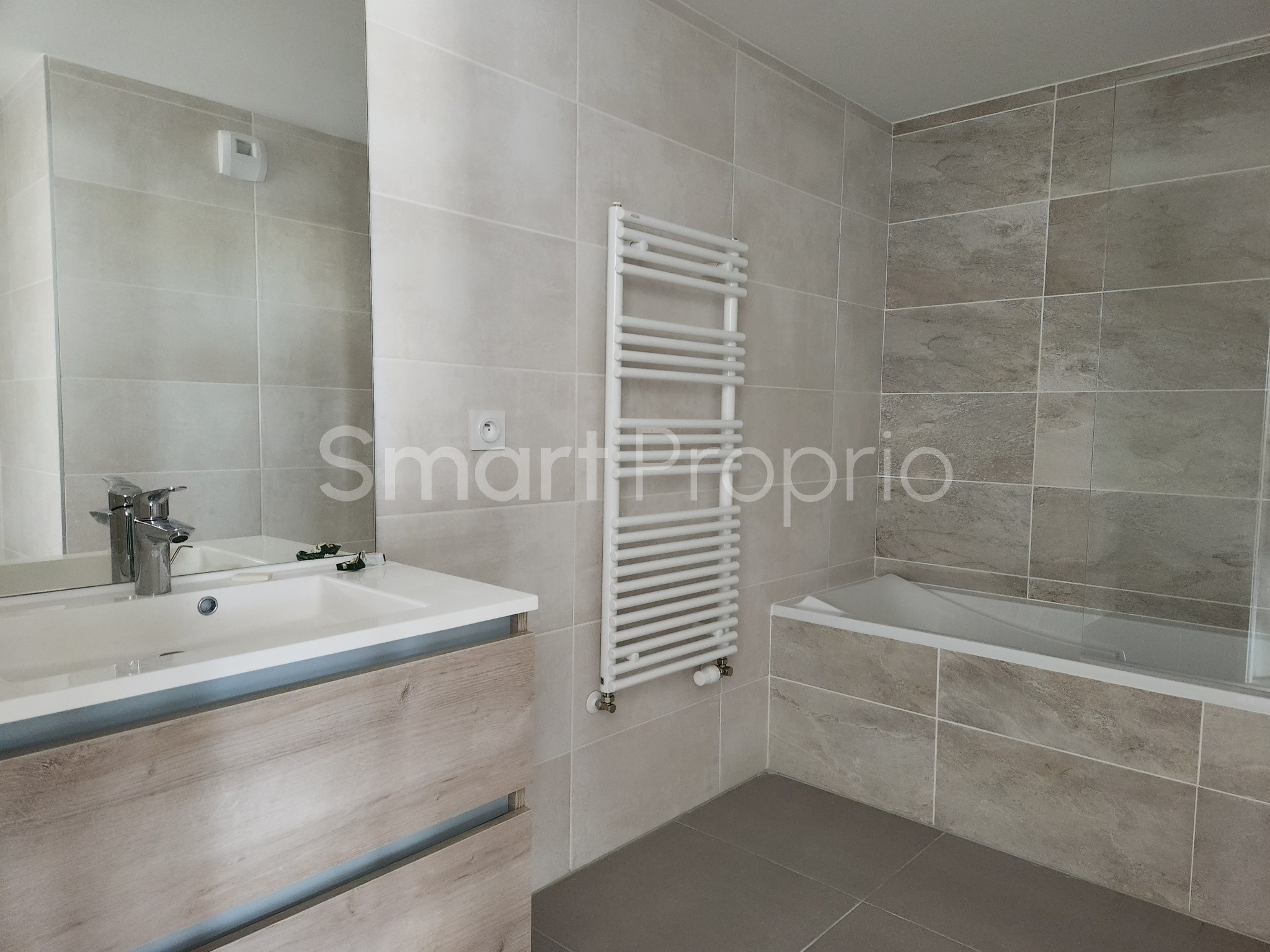 Vente Appartement à Lyon 7e arrondissement 3 pièces