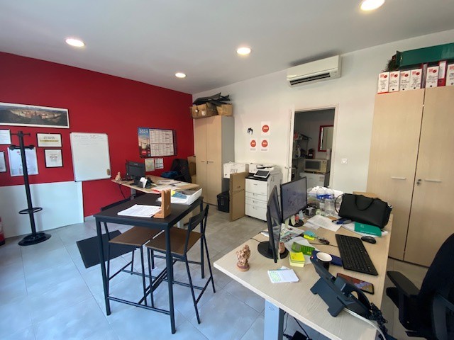 Location Bureau / Commerce à Nice 0 pièce