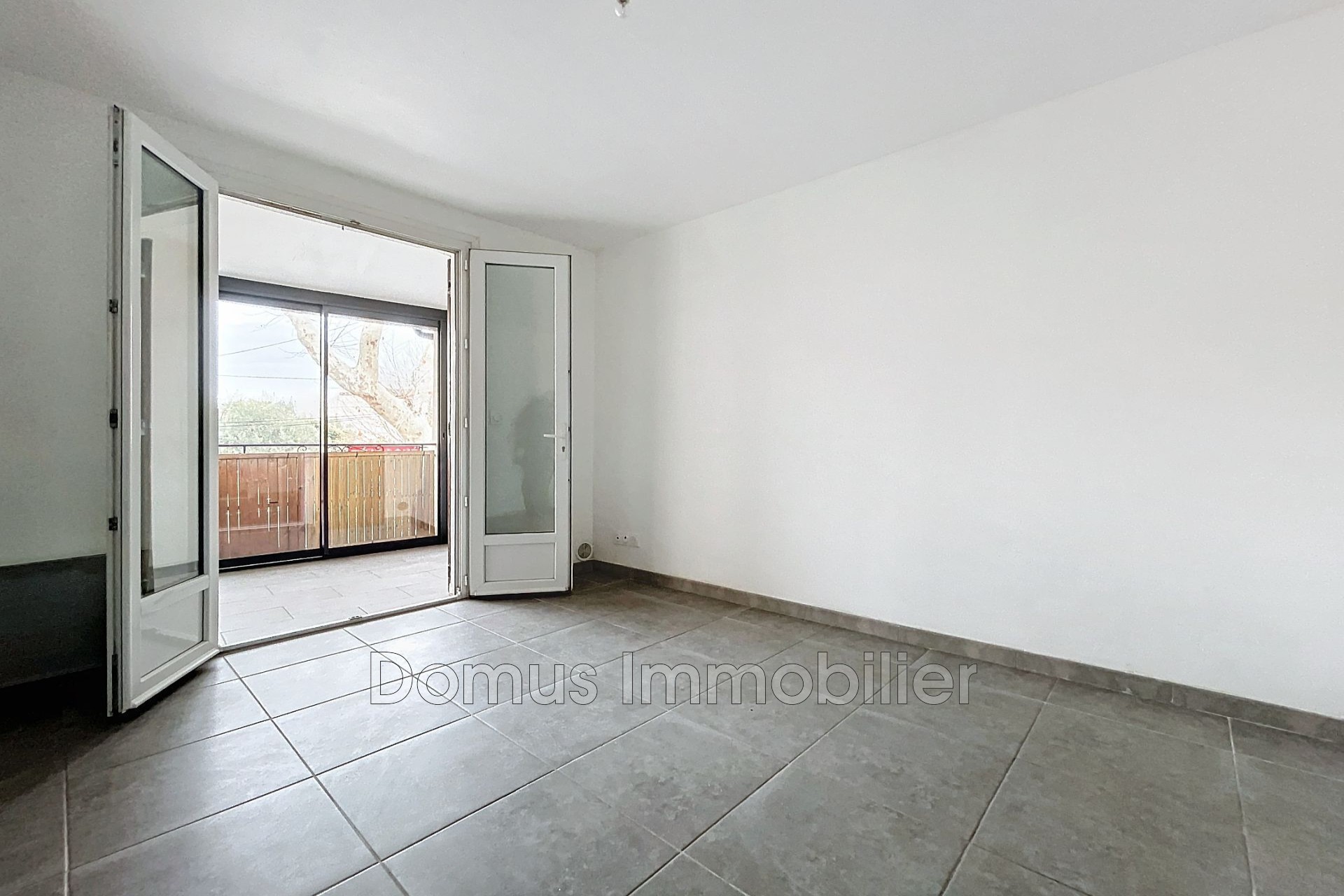 Location Appartement à Saint-Saturnin-lès-Avignon 2 pièces