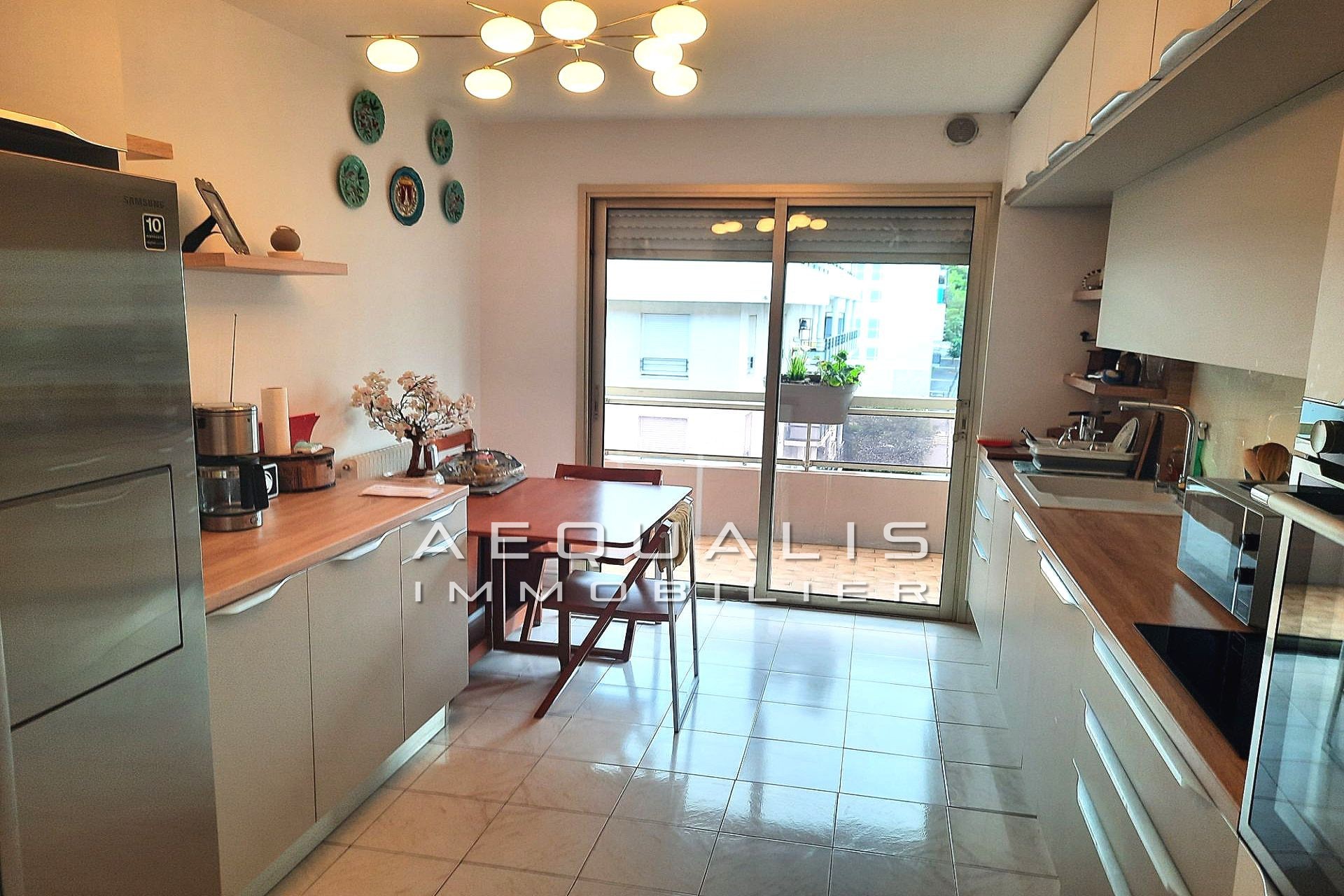 Vente Appartement à Saint-Laurent-du-Var 4 pièces