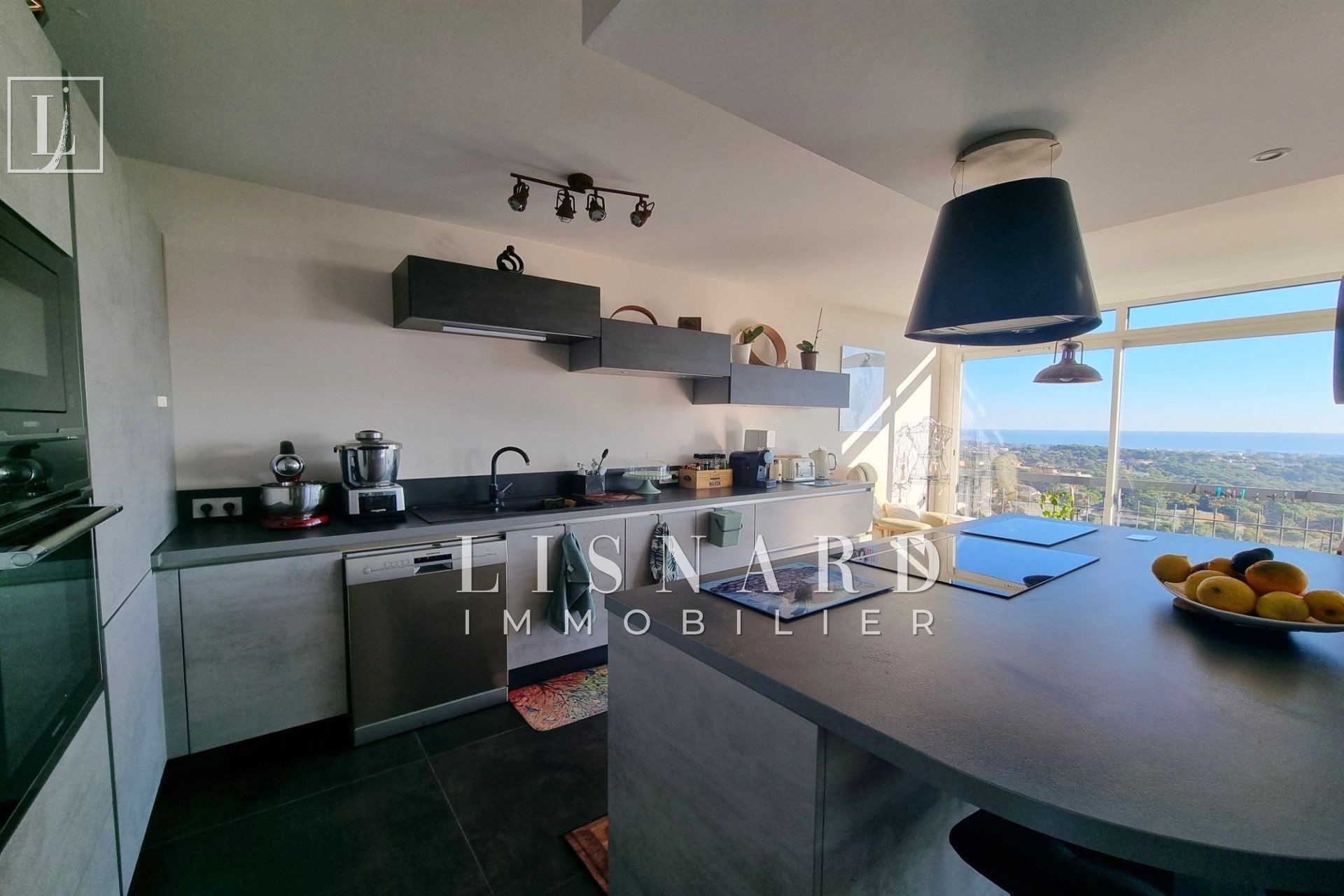 Vente Appartement à Vallauris 6 pièces