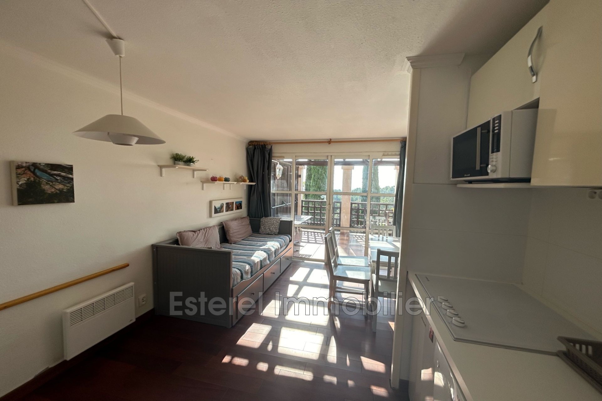 Vente Appartement à Saint-Raphaël 1 pièce