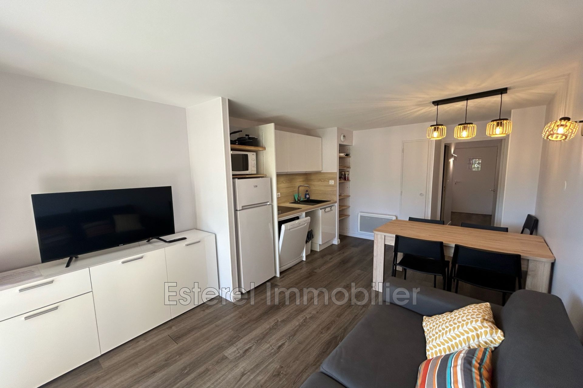 Vente Appartement à Le Trayas 1 pièce