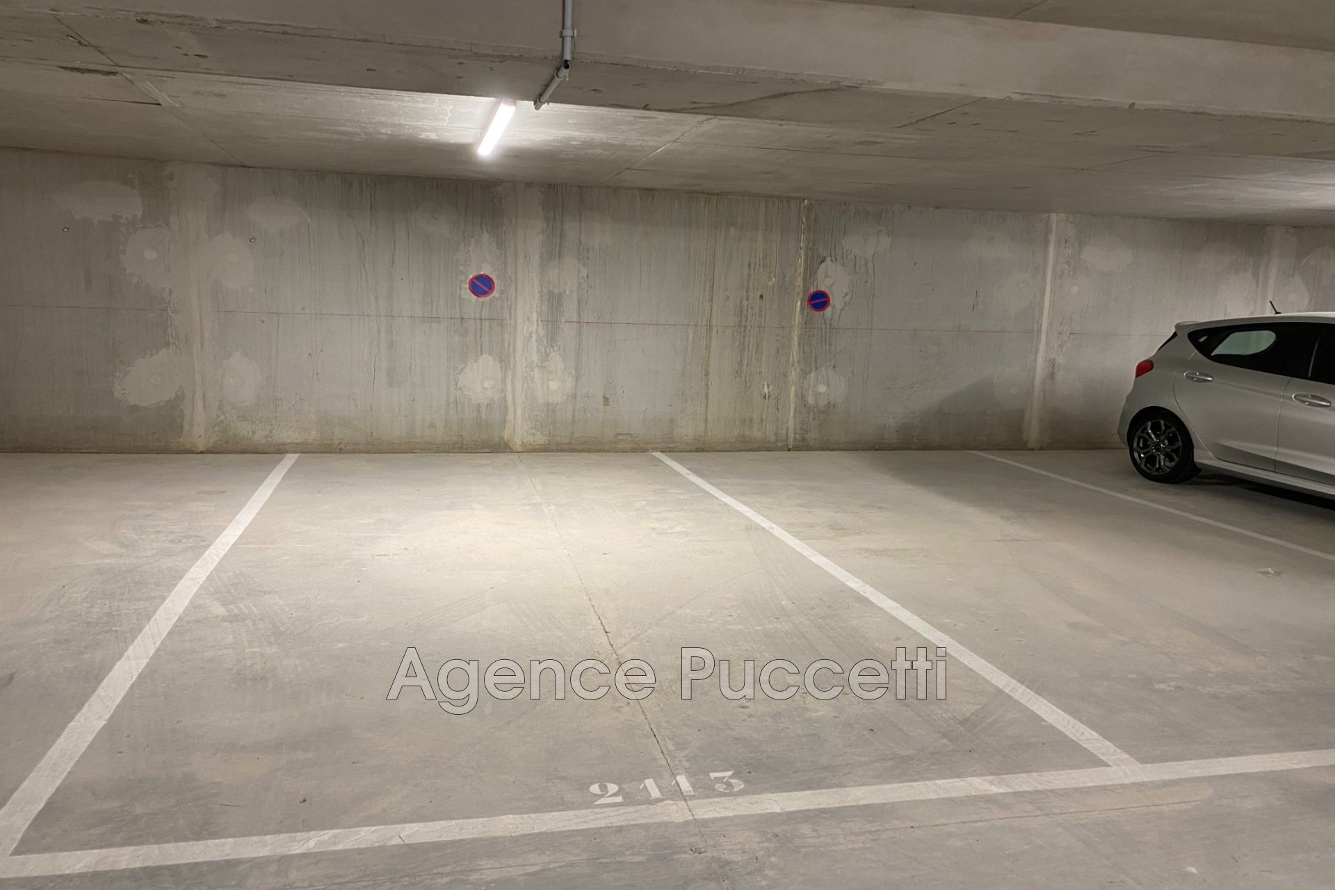 Vente Garage / Parking à Vence 0 pièce