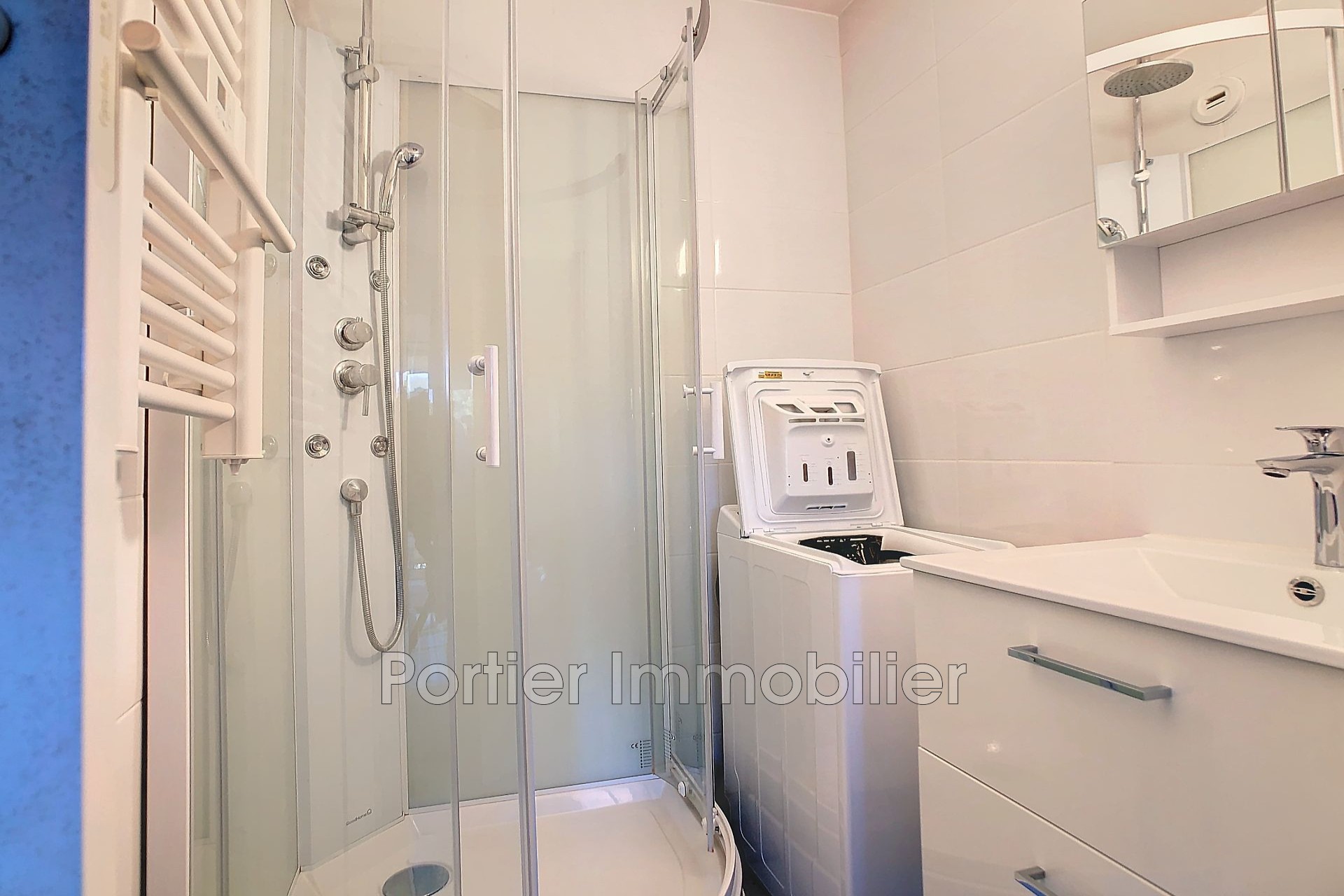 Location Appartement à Vallauris 2 pièces