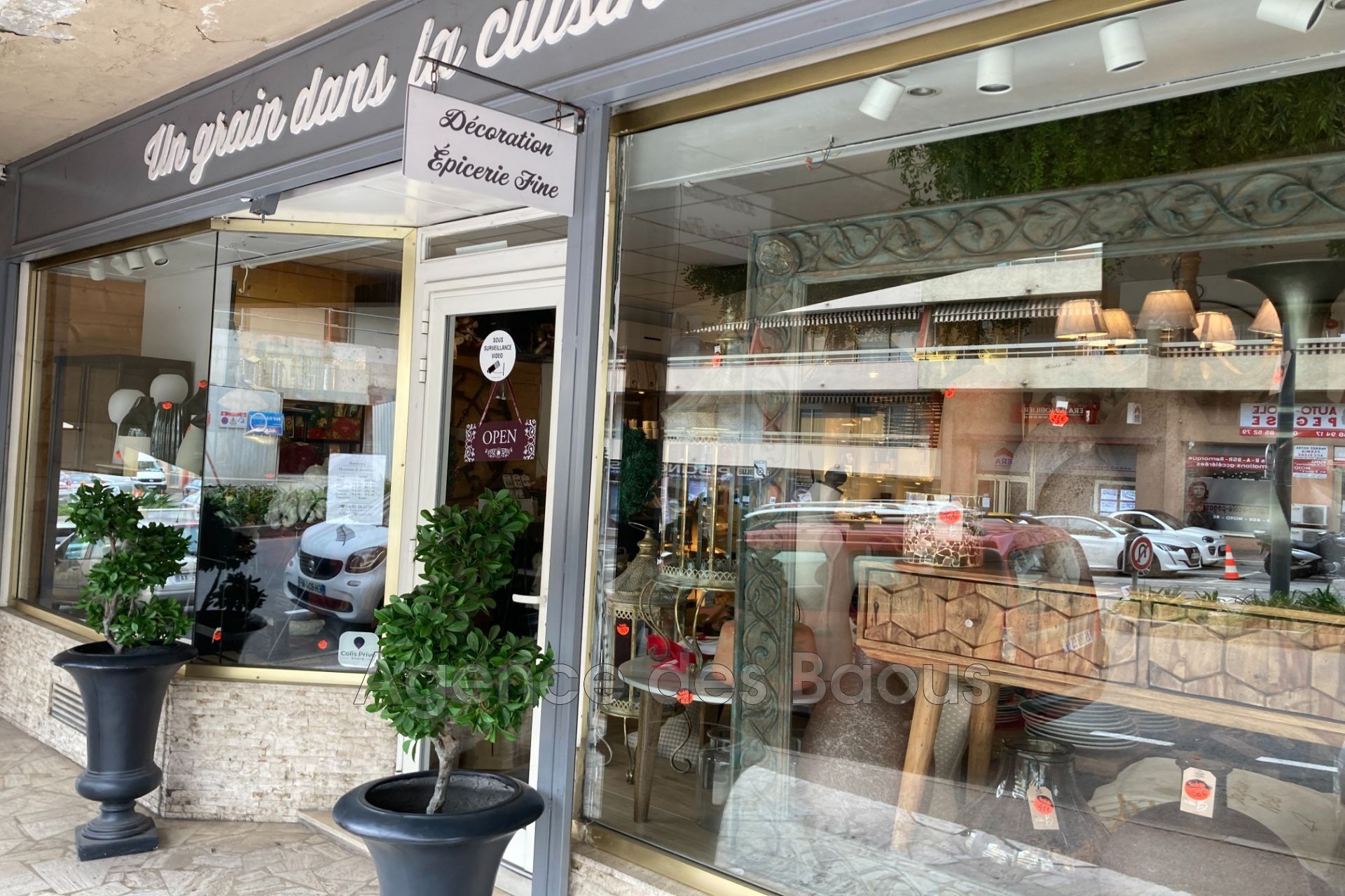 Vente Bureau / Commerce à Vence 0 pièce