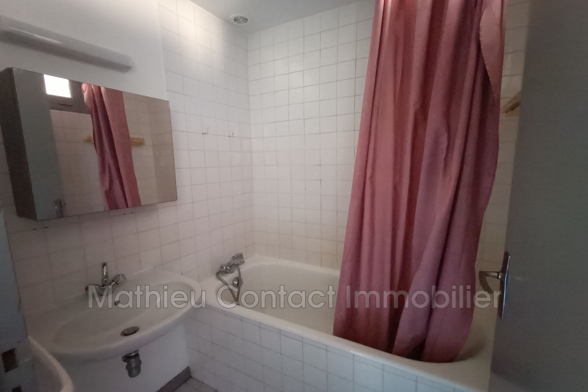 Location Appartement à Nîmes 2 pièces