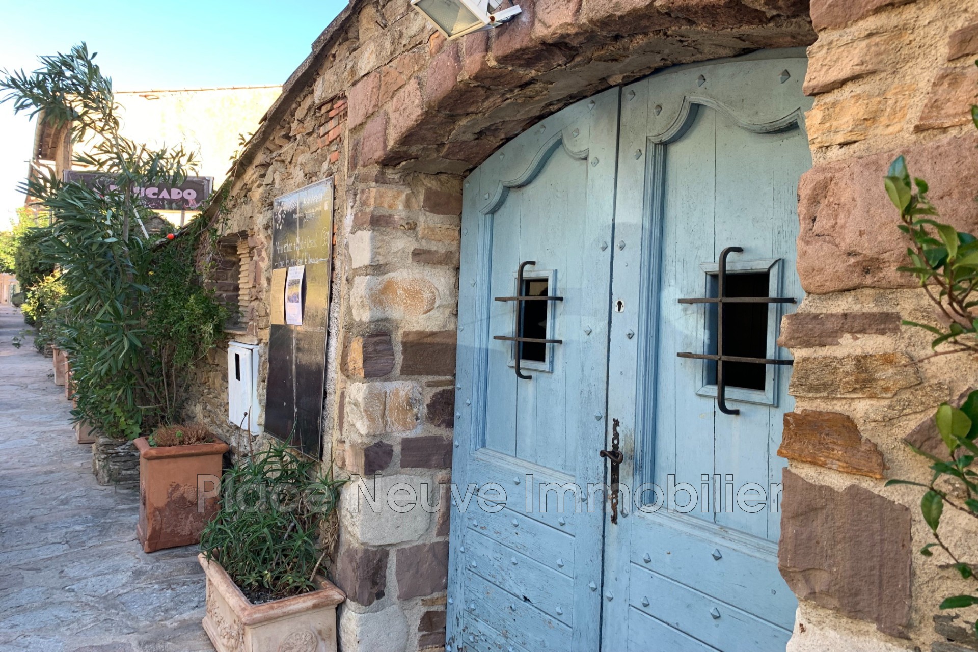 Vente Bureau / Commerce à la Garde-Freinet 0 pièce