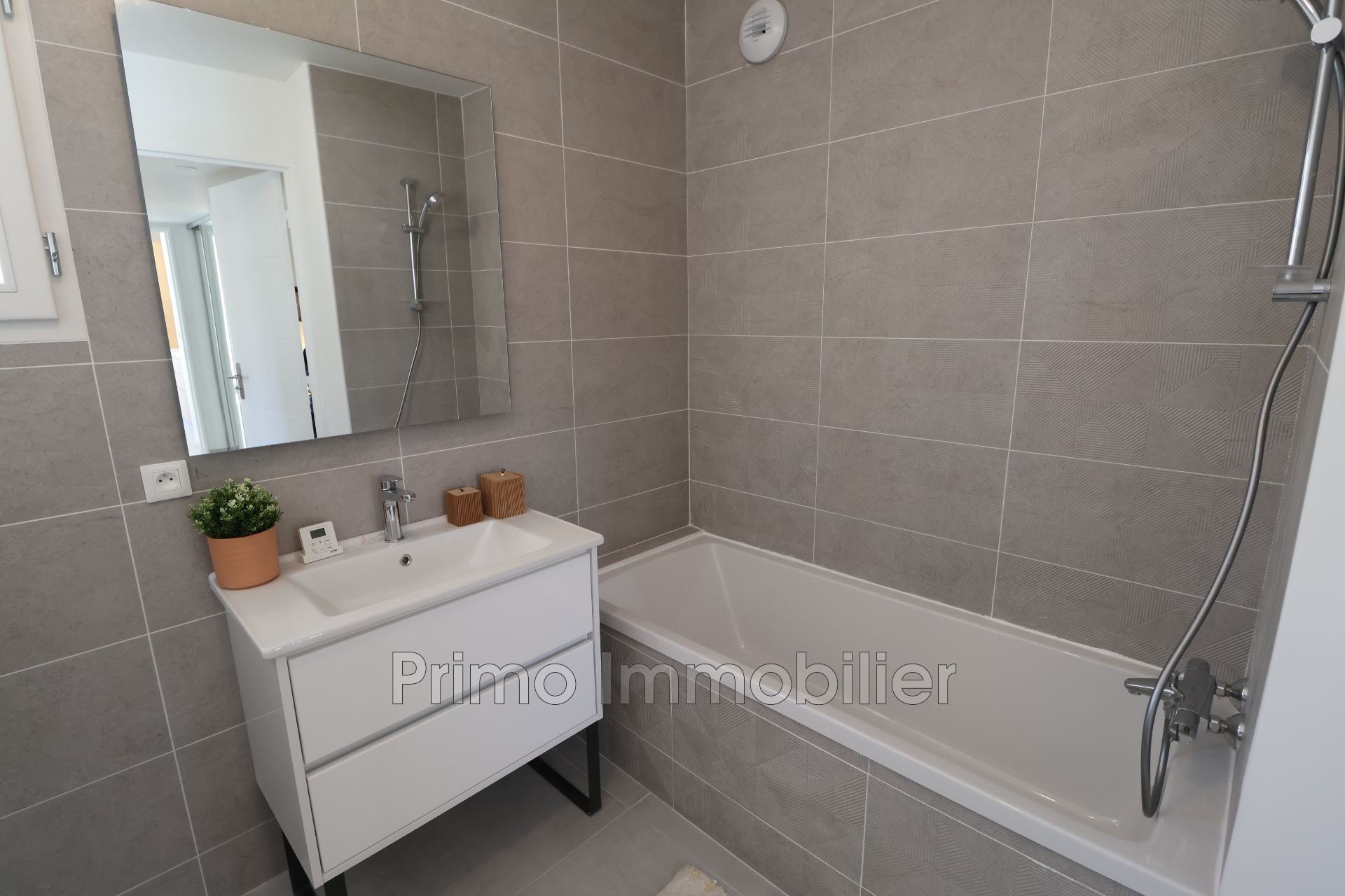 Vente Appartement à Grimaud 3 pièces