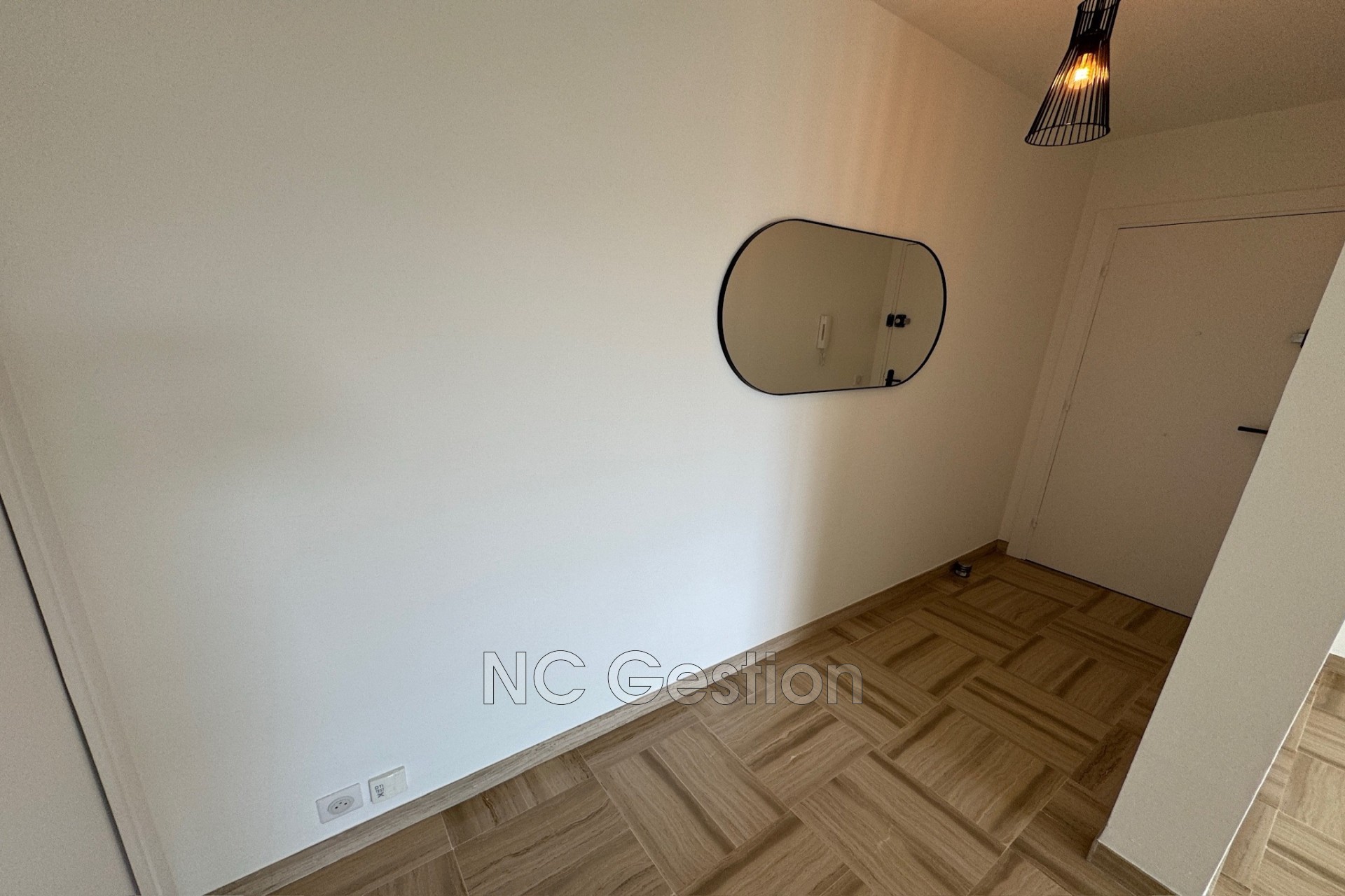 Location Appartement à Antibes 2 pièces