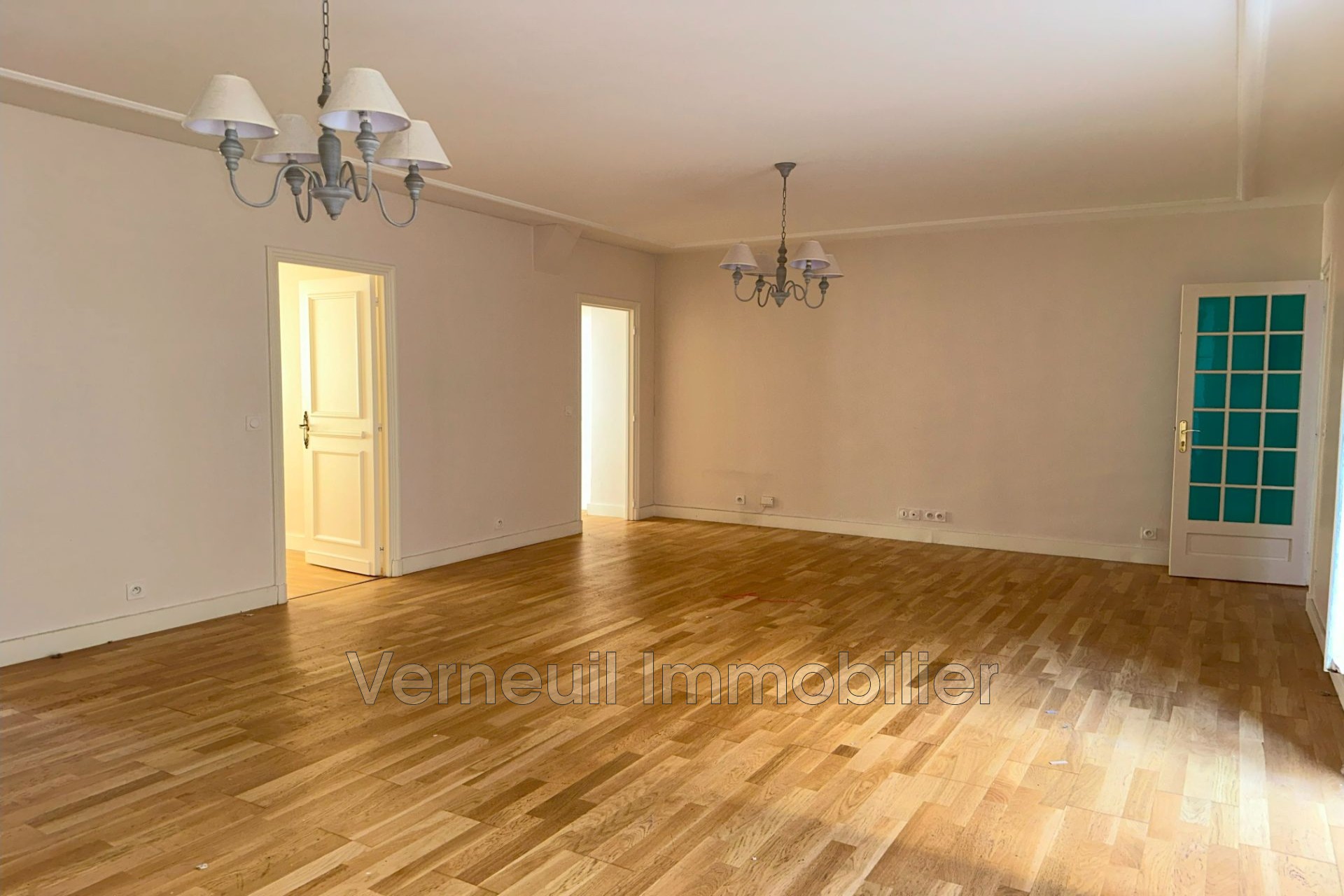 Location Appartement à Paris Palais-Bourbon 7e arrondissement 4 pièces