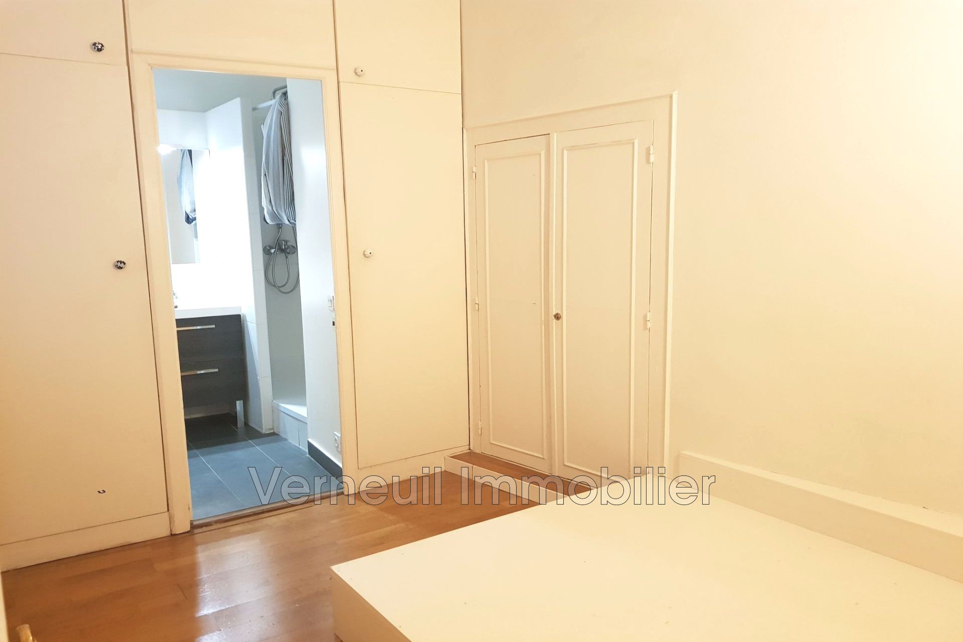 Location Appartement à Paris Élysée  8e arrondissement 2 pièces