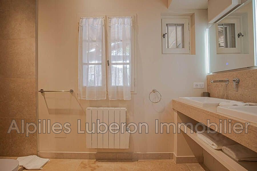 Location Maison à Eygalières 7 pièces