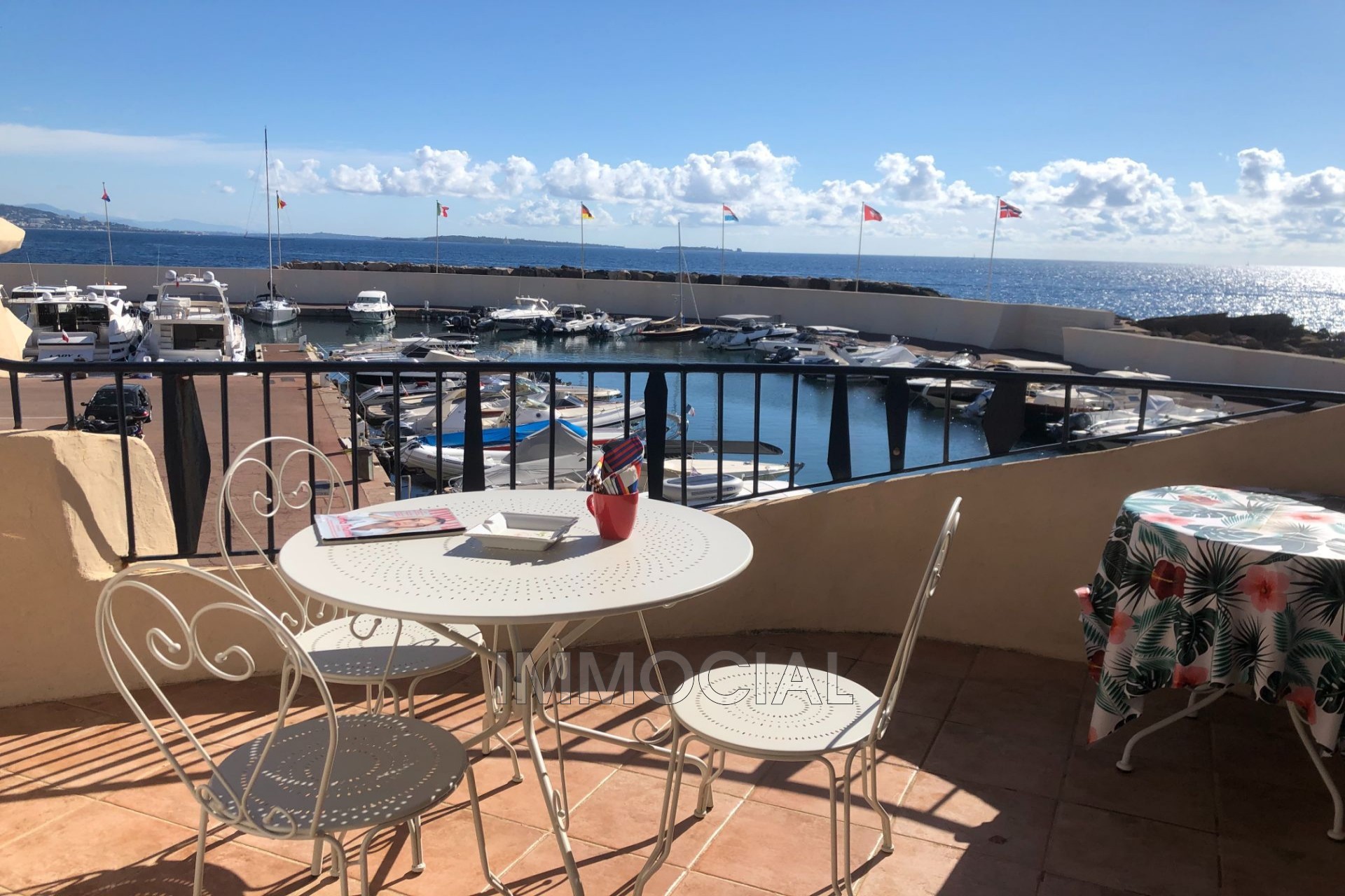 Location Appartement à Théoule-sur-Mer 2 pièces