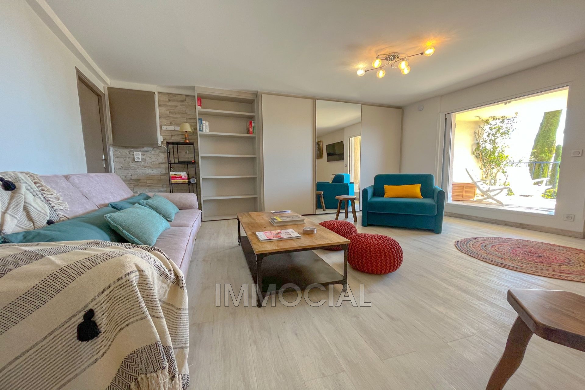 Location Appartement à Théoule-sur-Mer 1 pièce