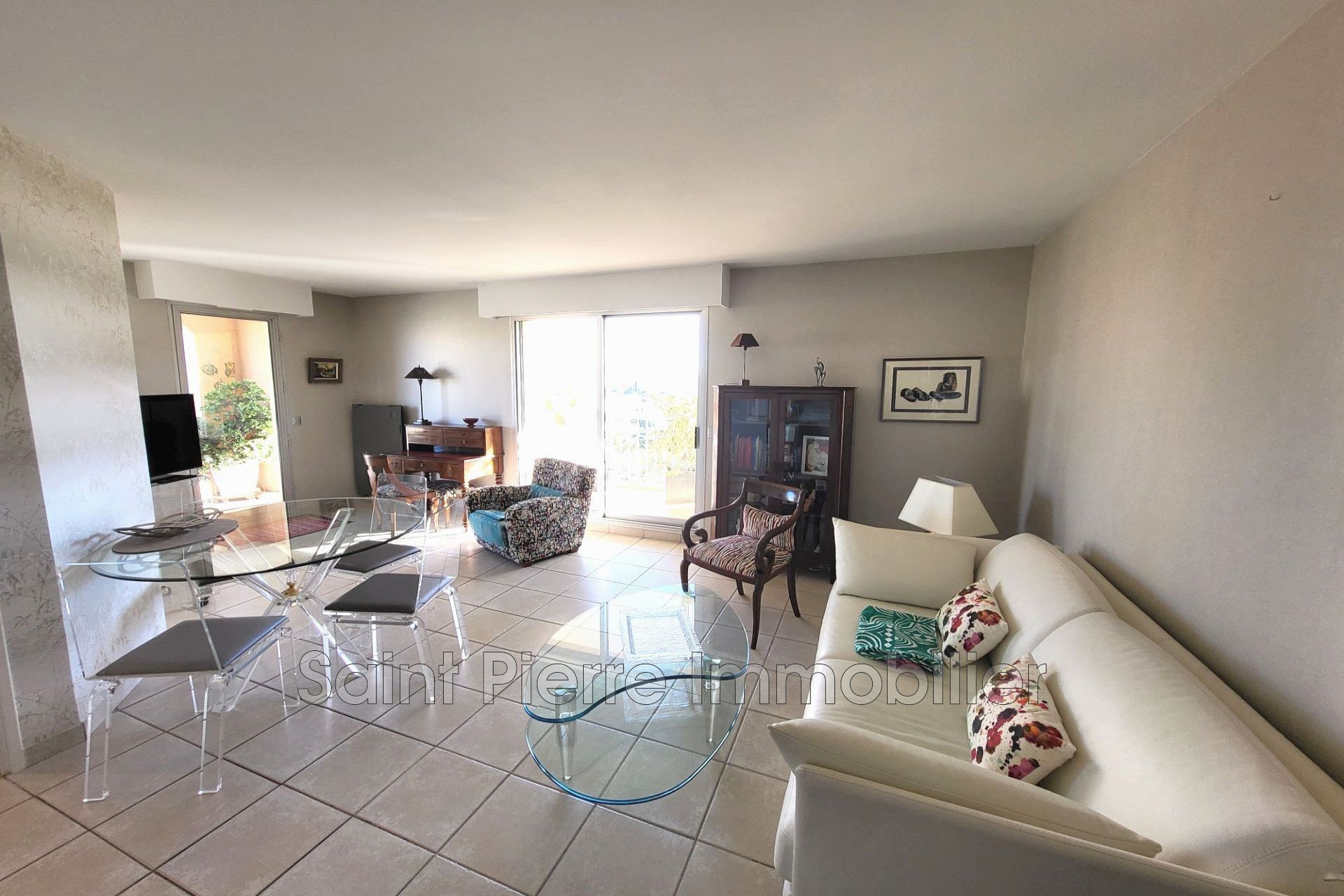 Location Appartement à Cagnes-sur-Mer 2 pièces