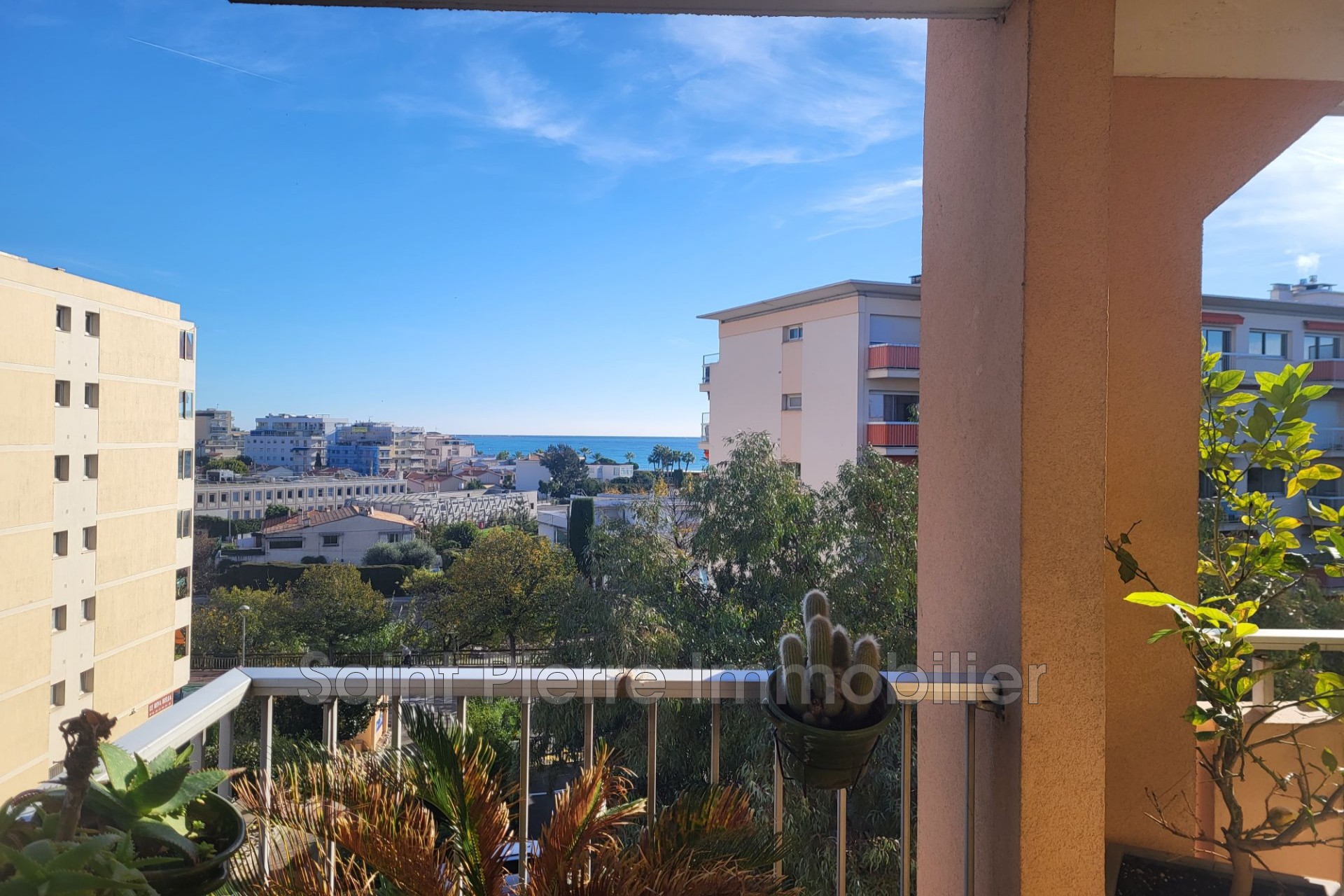 Location Appartement à Cagnes-sur-Mer 2 pièces