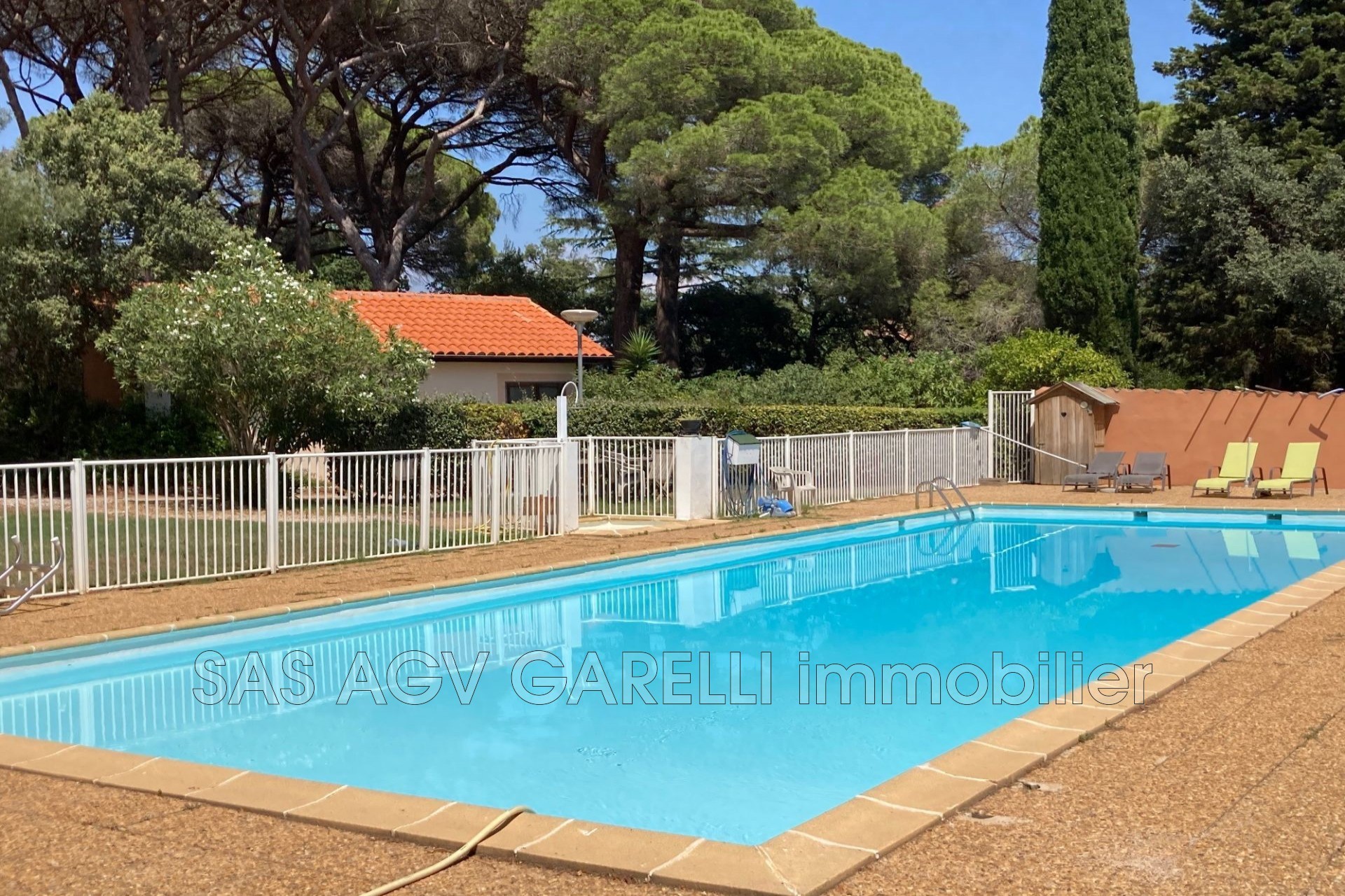 Location Appartement à la Londe-les-Maures 1 pièce