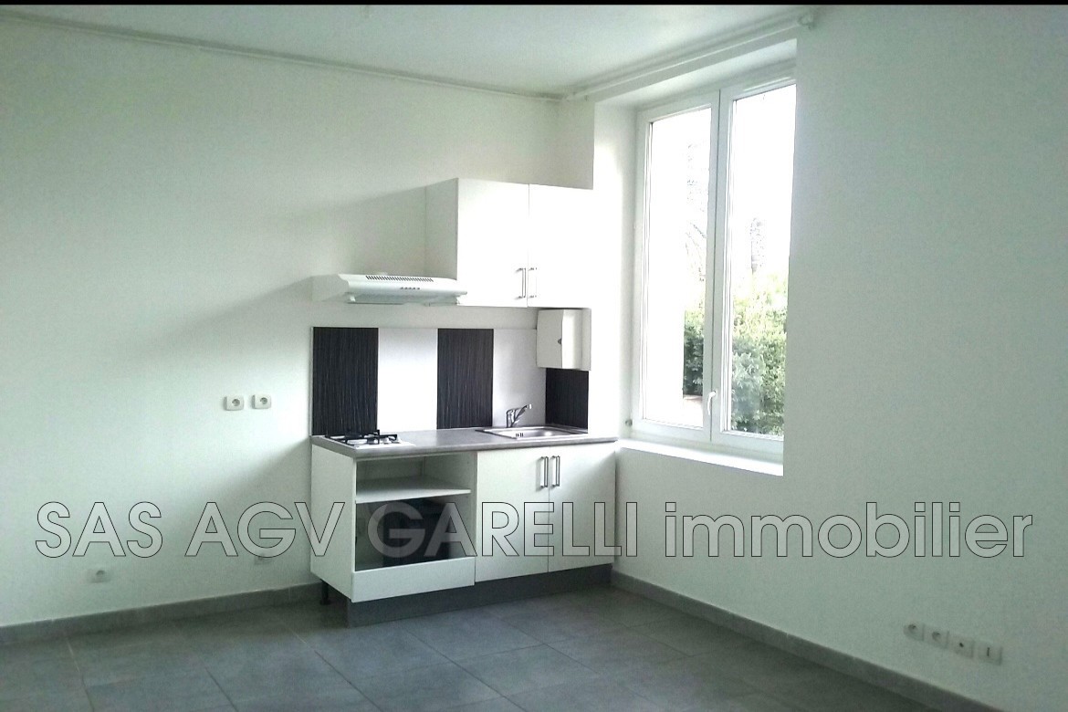 Location Appartement à Toulon 1 pièce