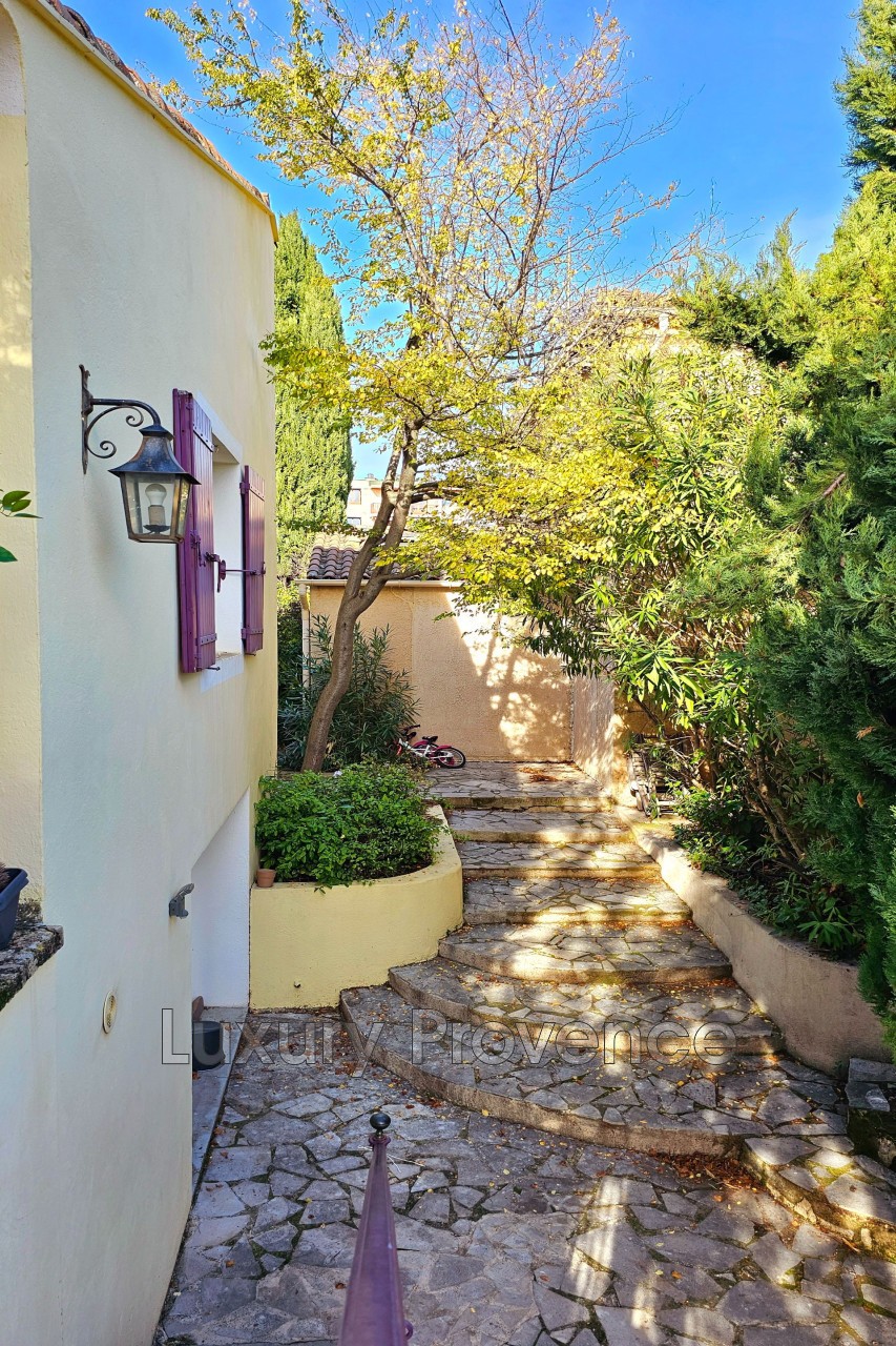 Vente Maison à Aix-en-Provence 6 pièces