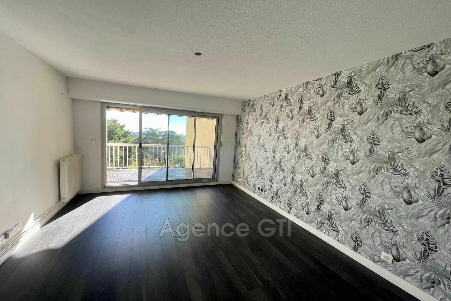 Location Appartement à Hyères 2 pièces