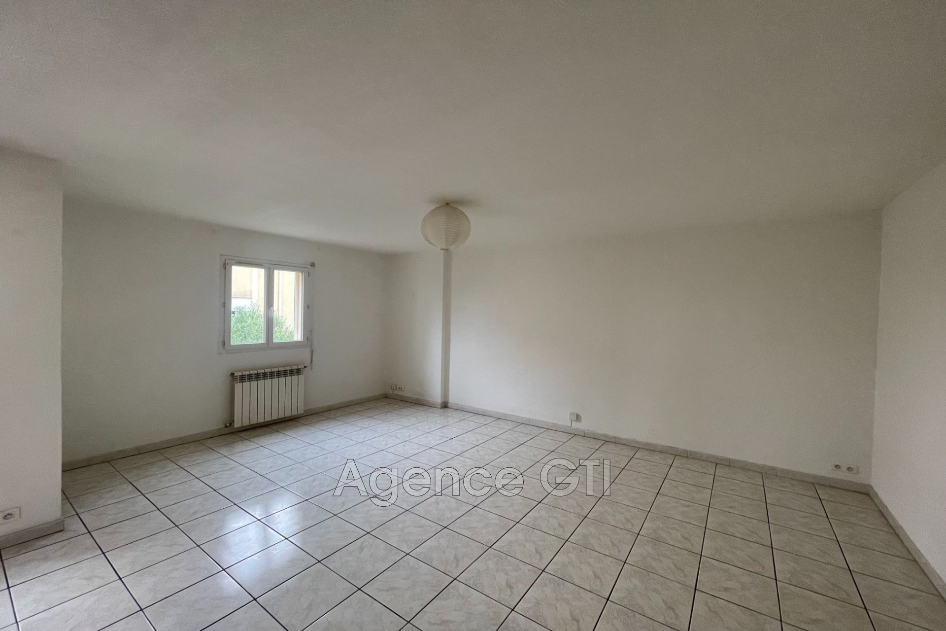 Location Appartement à Hyères 3 pièces