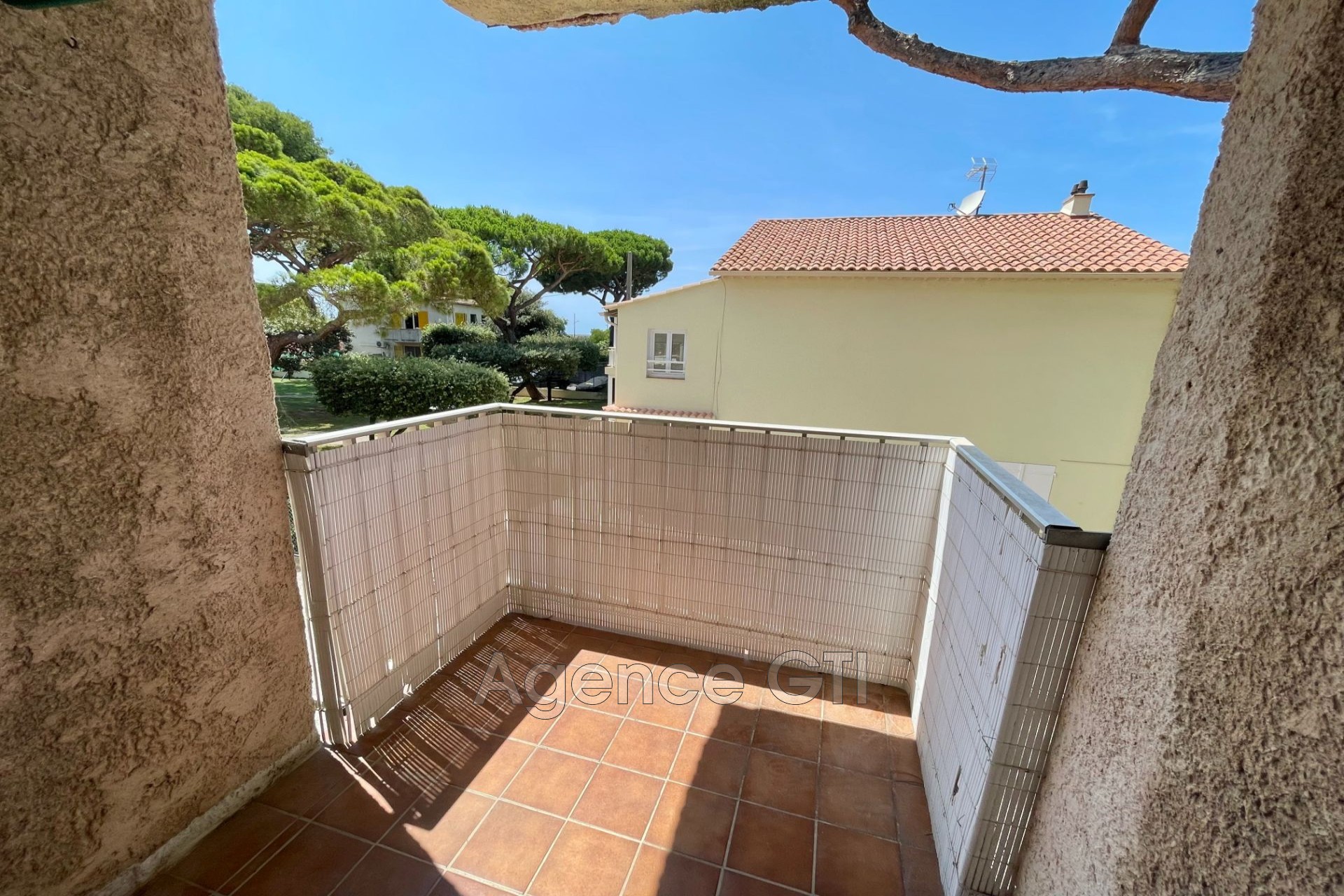 Location Appartement à Hyères 2 pièces