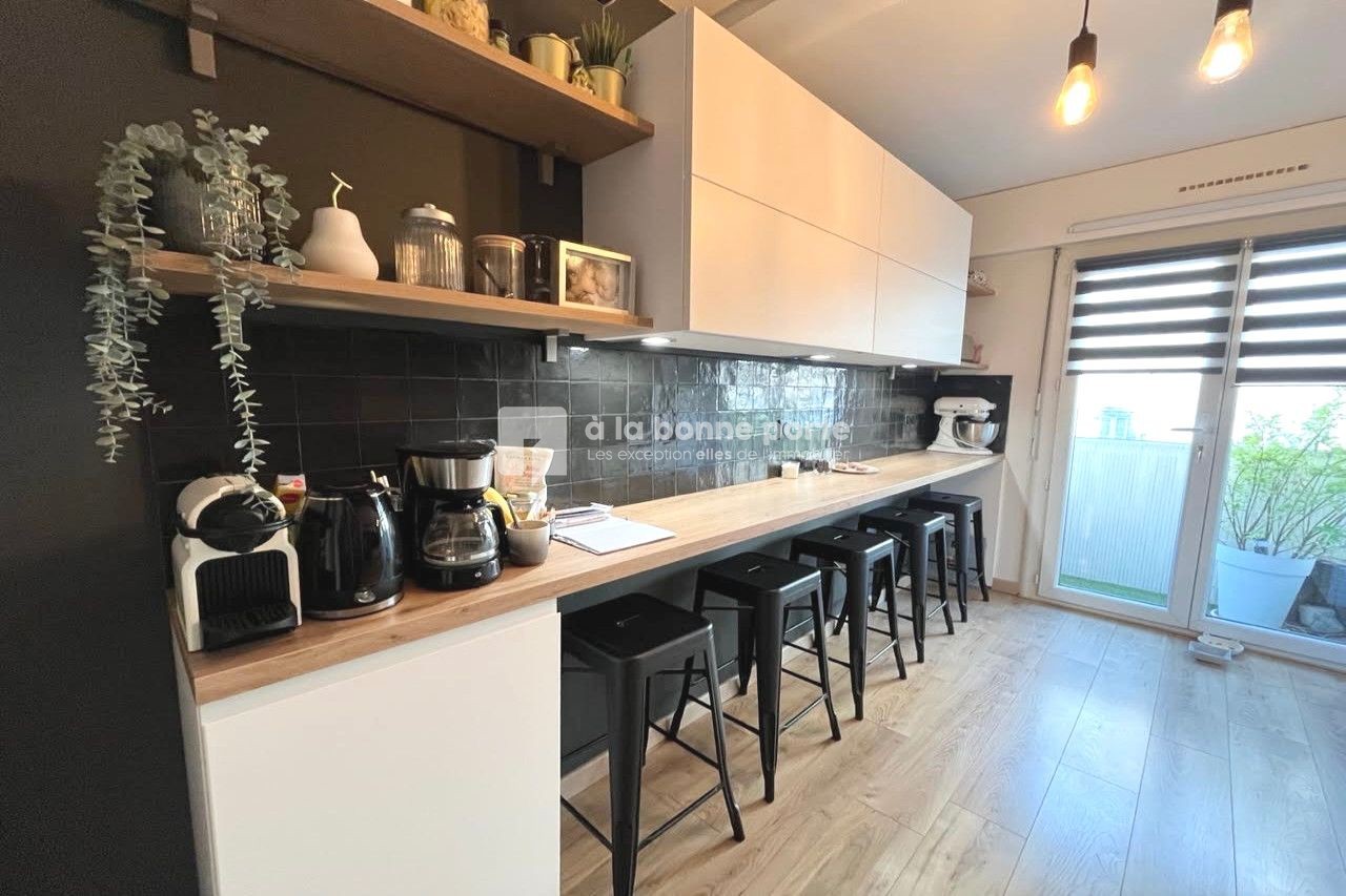 Vente Appartement à Marseille 5e arrondissement 5 pièces