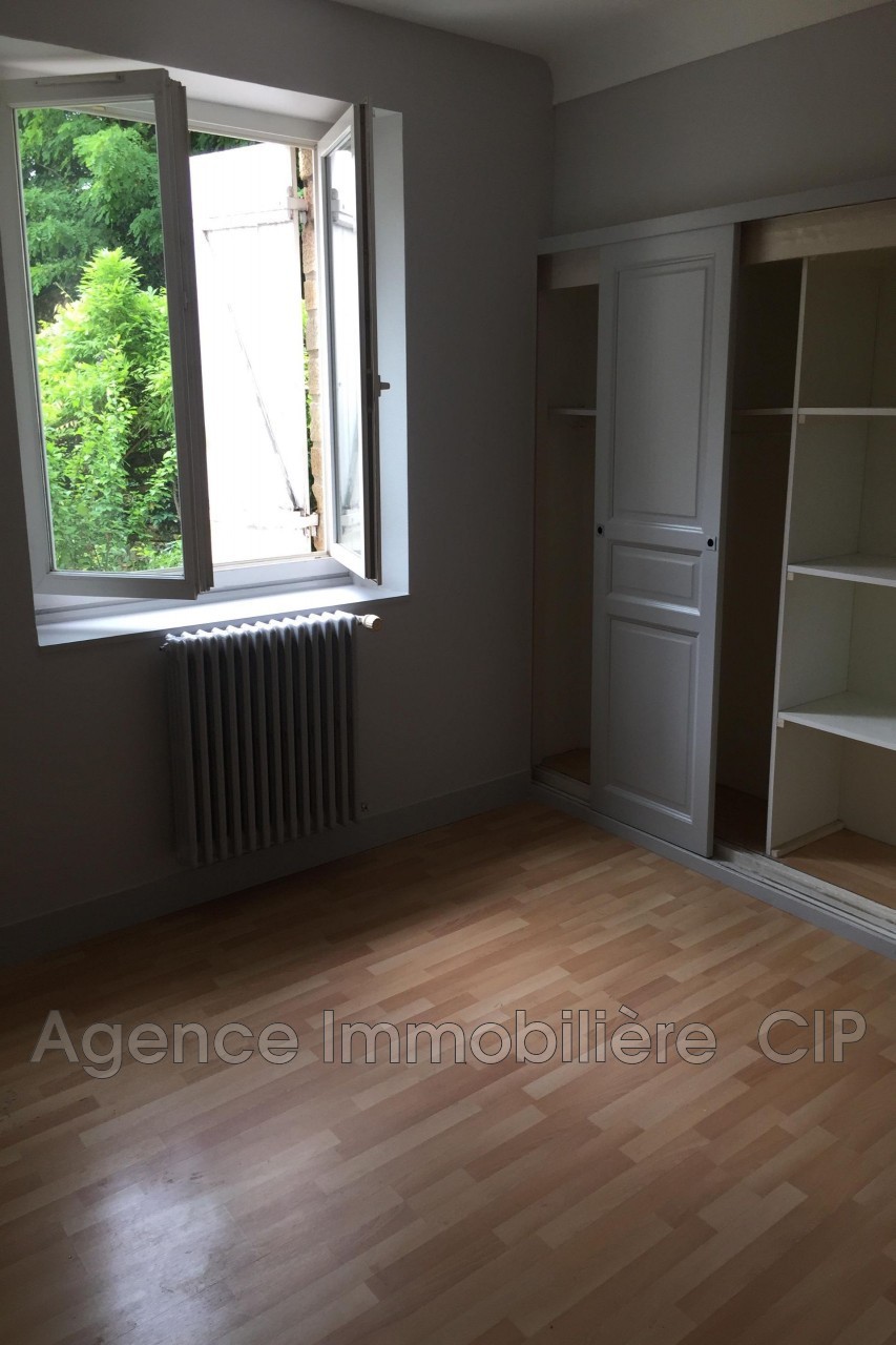 Location Appartement à Sarlat-la-Canéda 4 pièces