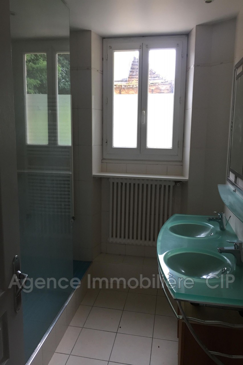 Location Appartement à Sarlat-la-Canéda 4 pièces