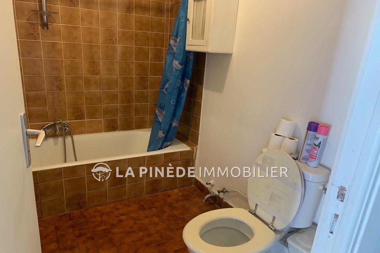 Location Appartement à Saint-Laurent-du-Var 1 pièce