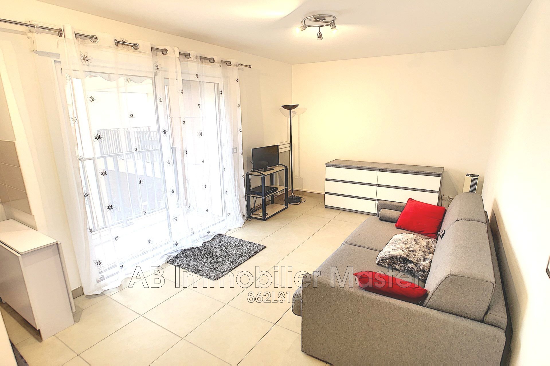 Location Appartement à Antibes 1 pièce