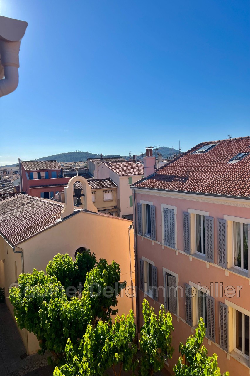 Location Appartement à Sanary-sur-Mer 0 pièce