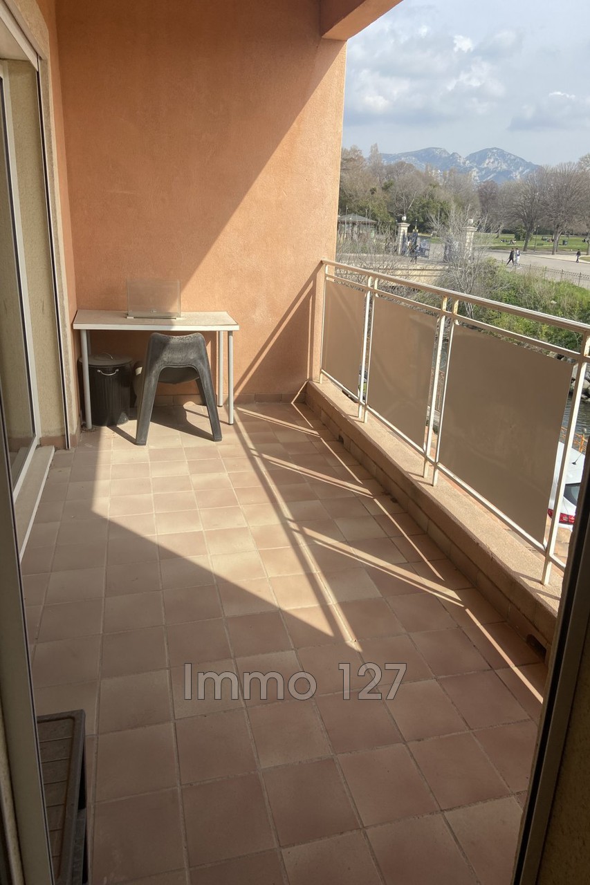 Location Appartement à Marseille 8e arrondissement 3 pièces