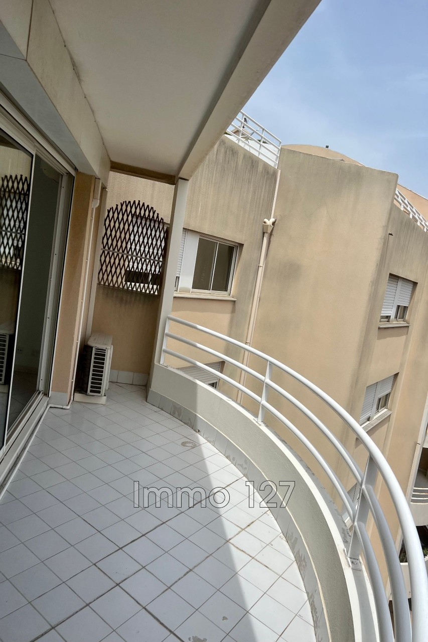 Location Appartement à Marseille 8e arrondissement 2 pièces