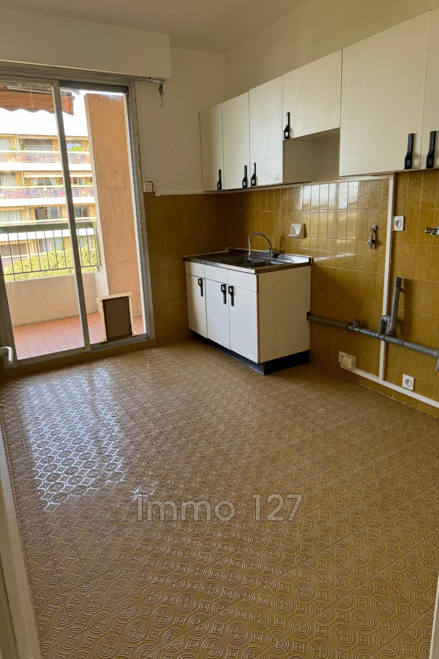 Location Appartement à Marseille 9e arrondissement 3 pièces