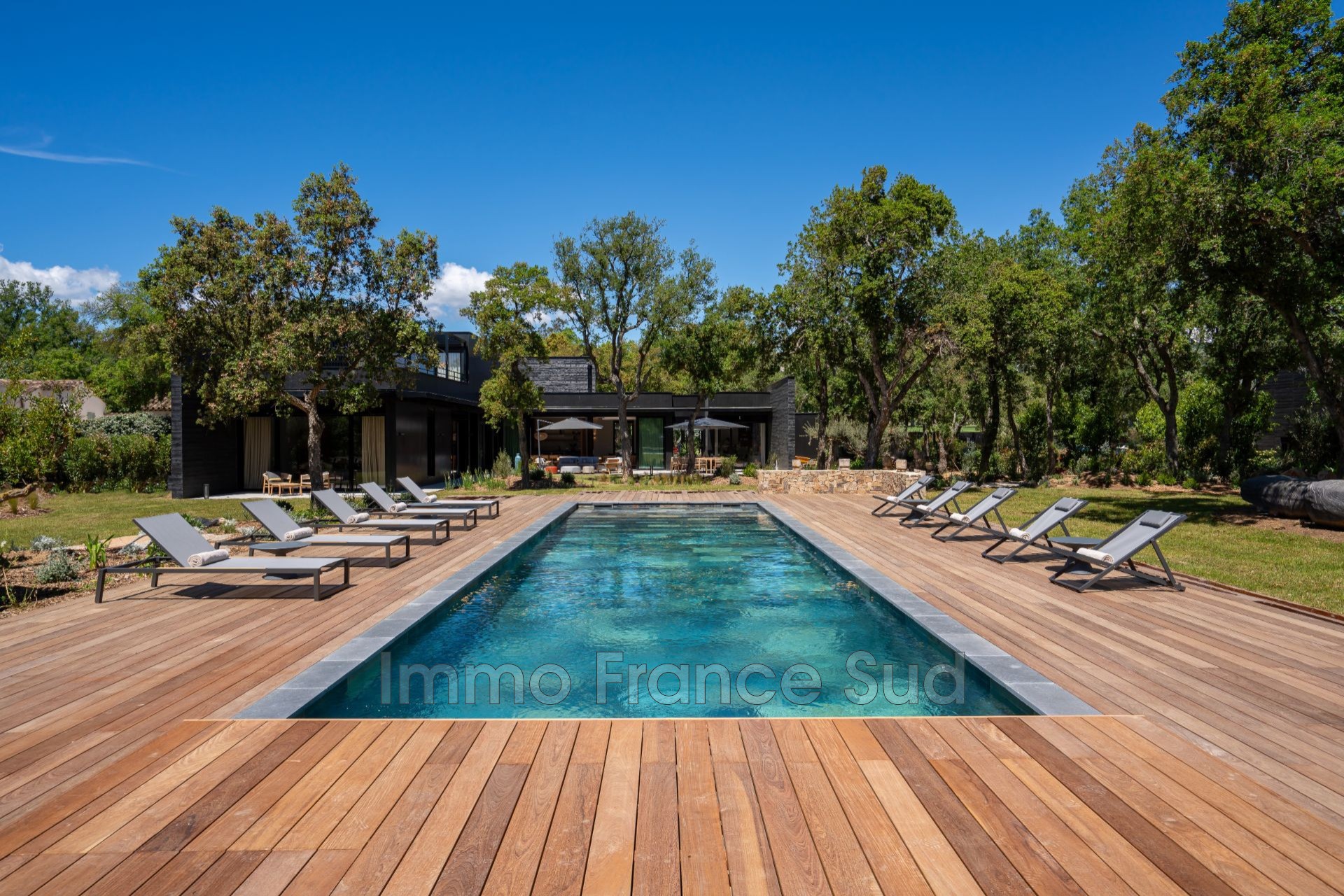 Location Maison à Grimaud 0 pièce