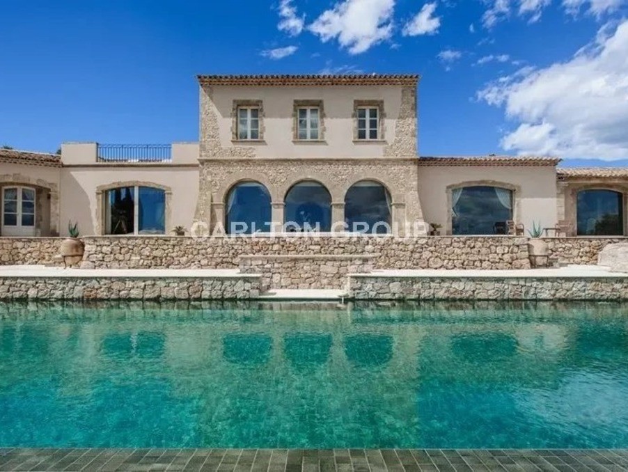 Vente Maison à Châteauneuf-Grasse 10 pièces