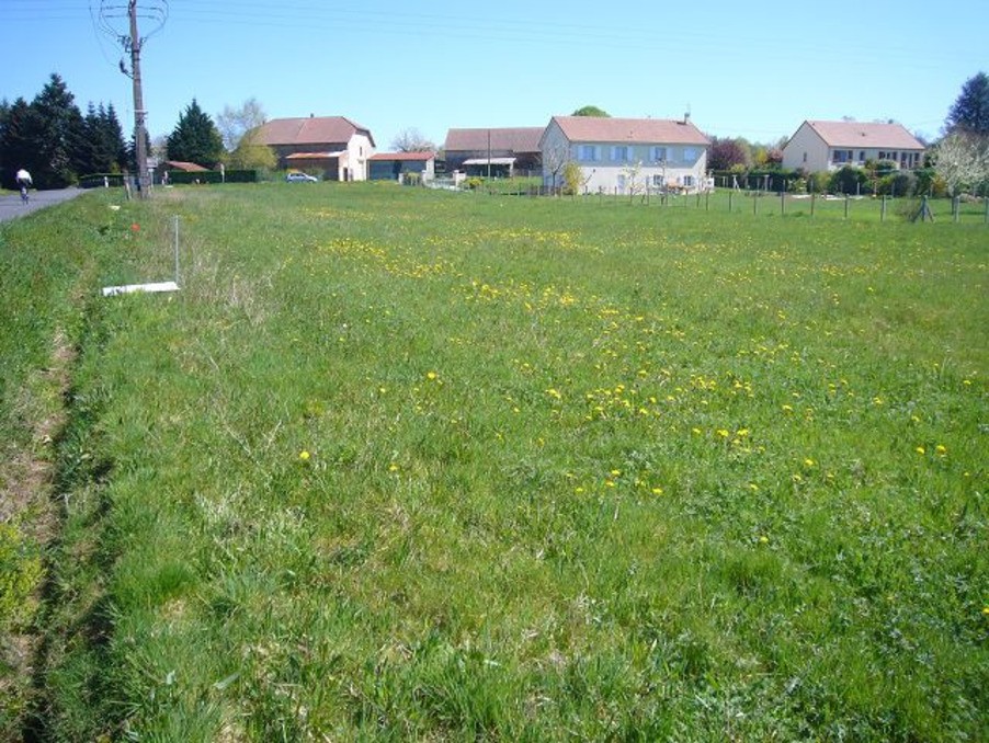 Vente Terrain à Saint-Yrieix-la-Perche 0 pièce