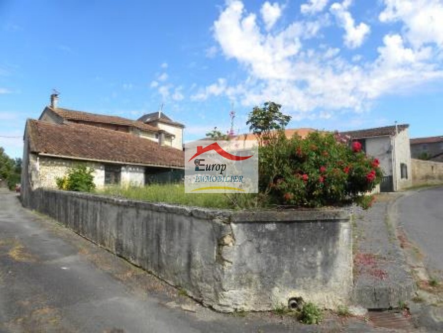 Vente Maison à Saint-Claud 13 pièces