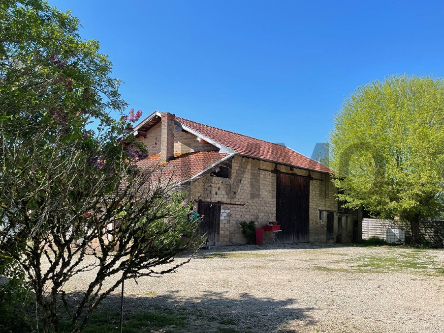 Vente Maison à Chavannes-sur-Reyssouze 9 pièces